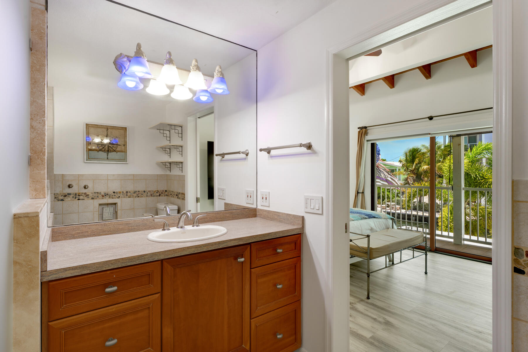 11563 4th Avenue Ocean