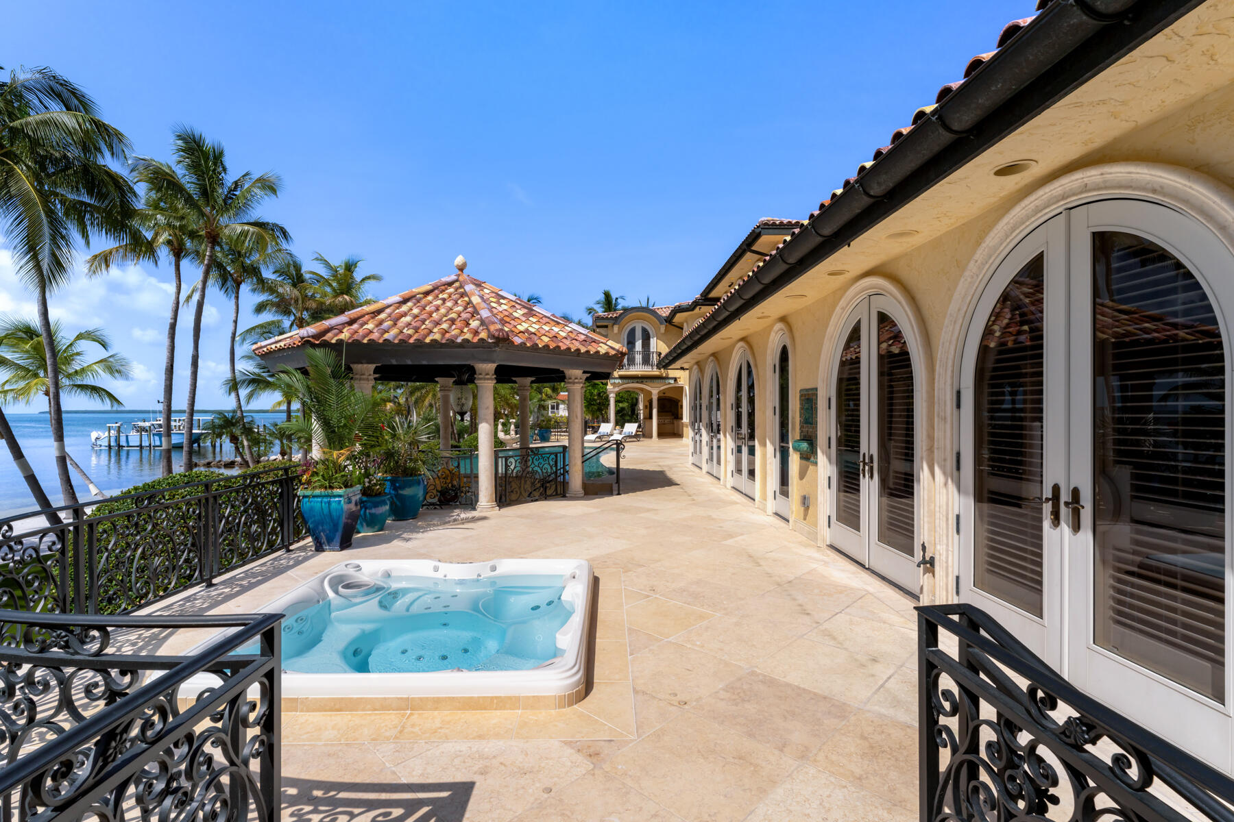 75090 Overseas Highway