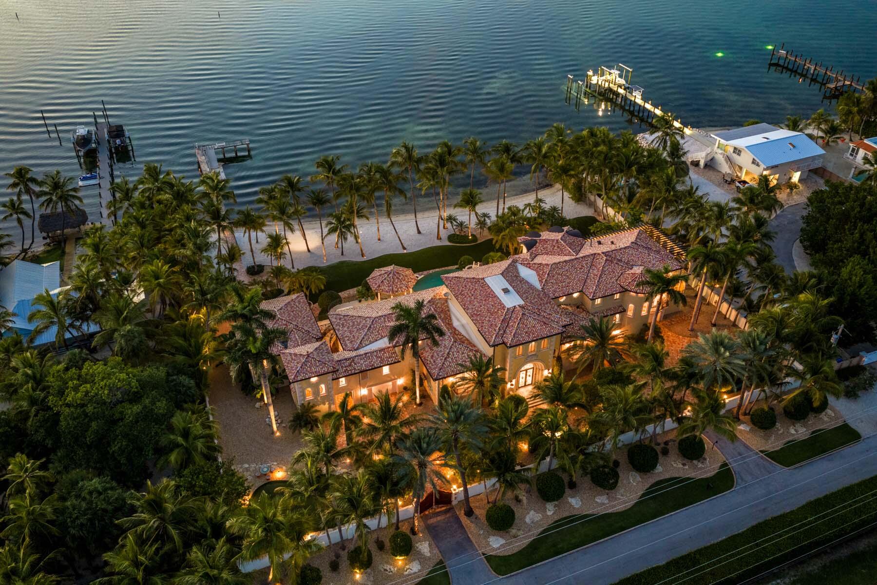 75090 Overseas Highway