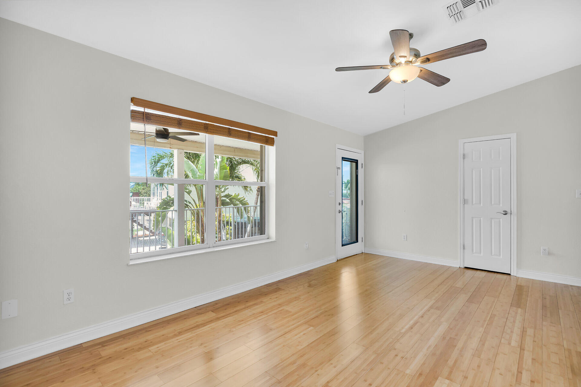 496 James Avenue