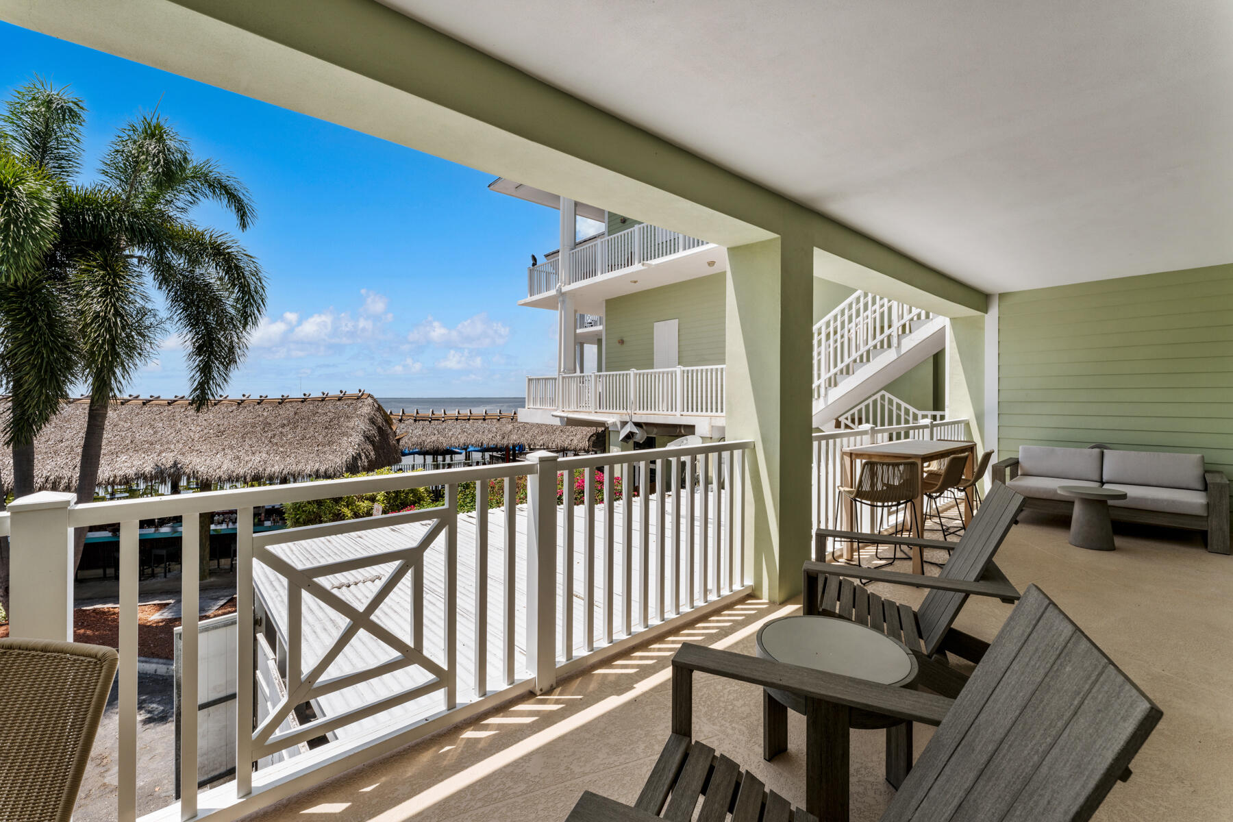 104000 Overseas Highway 1 - 2