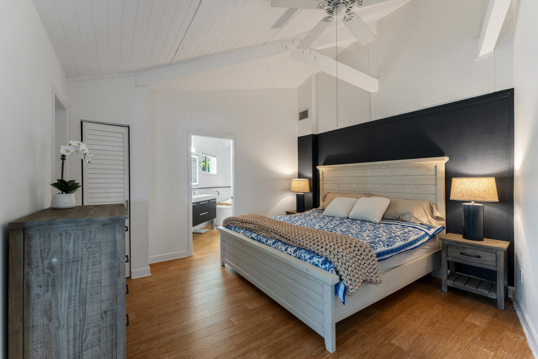 321 Tollgate Shores Drive