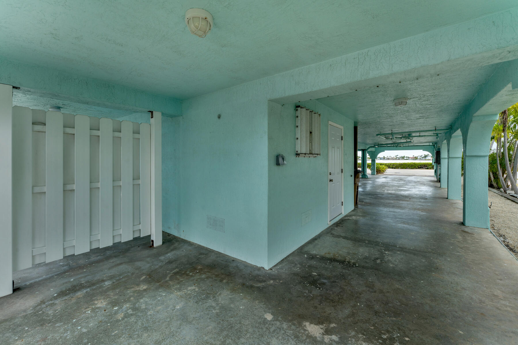 46 Sadowski Causeway