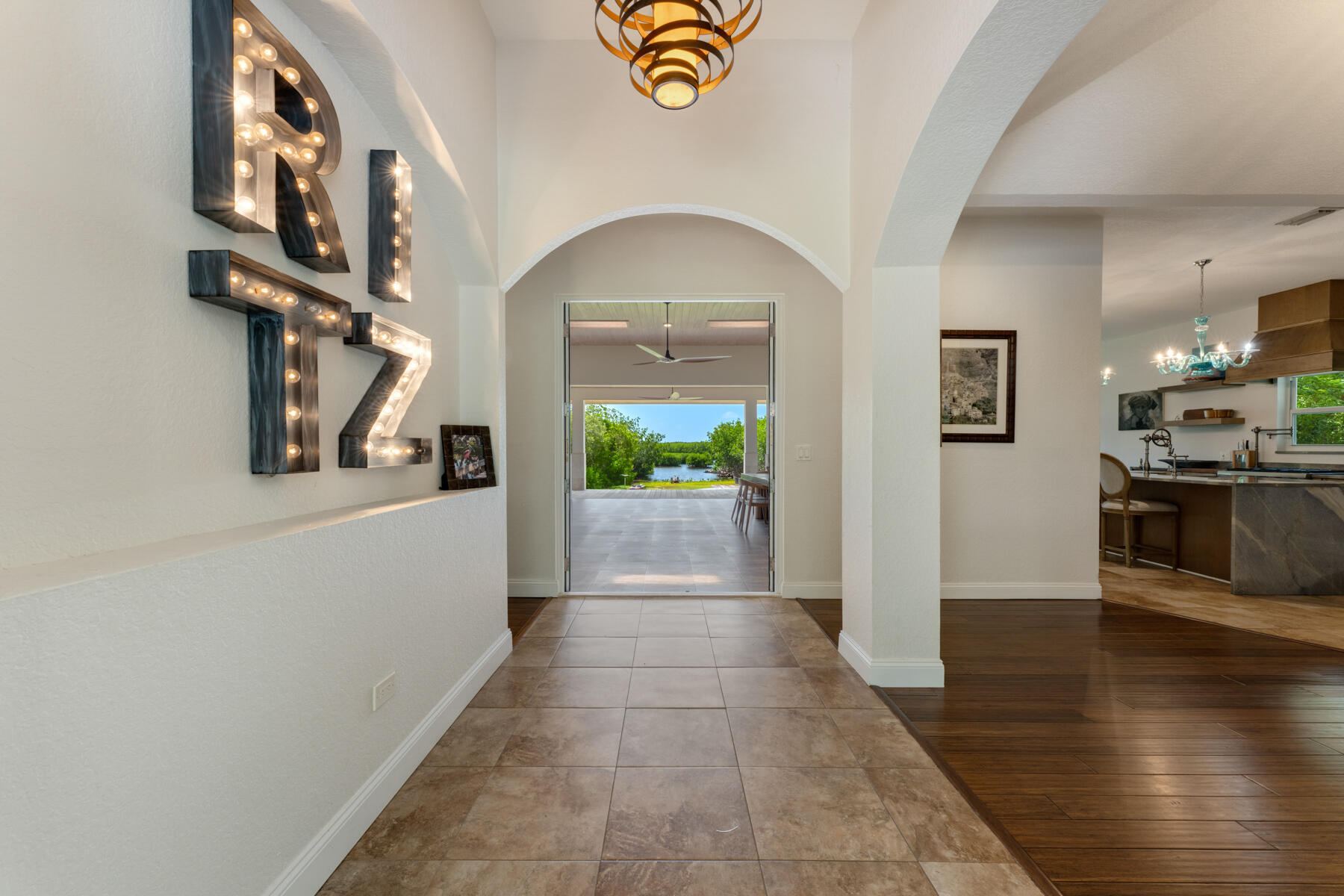 120 S Coco Plum Road