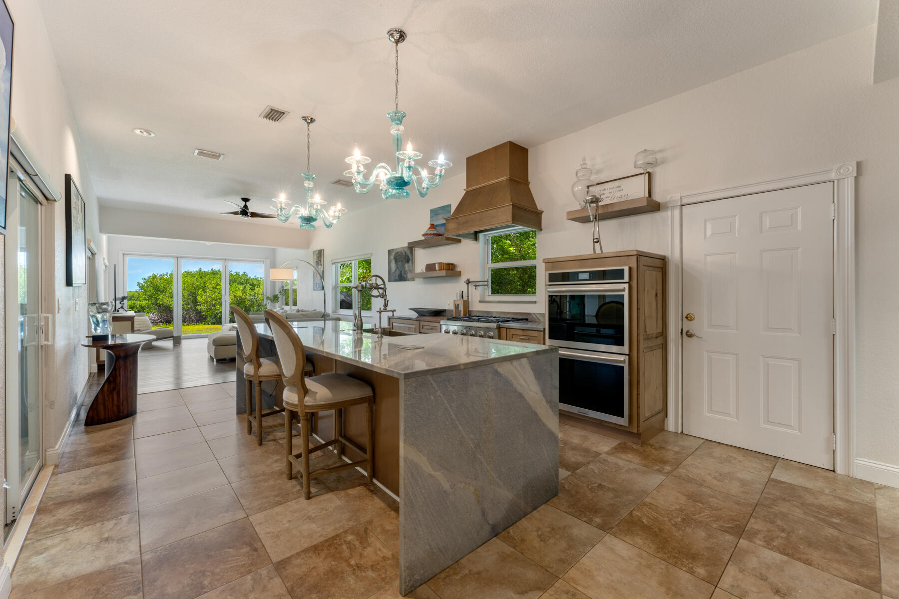 120 S Coco Plum Road