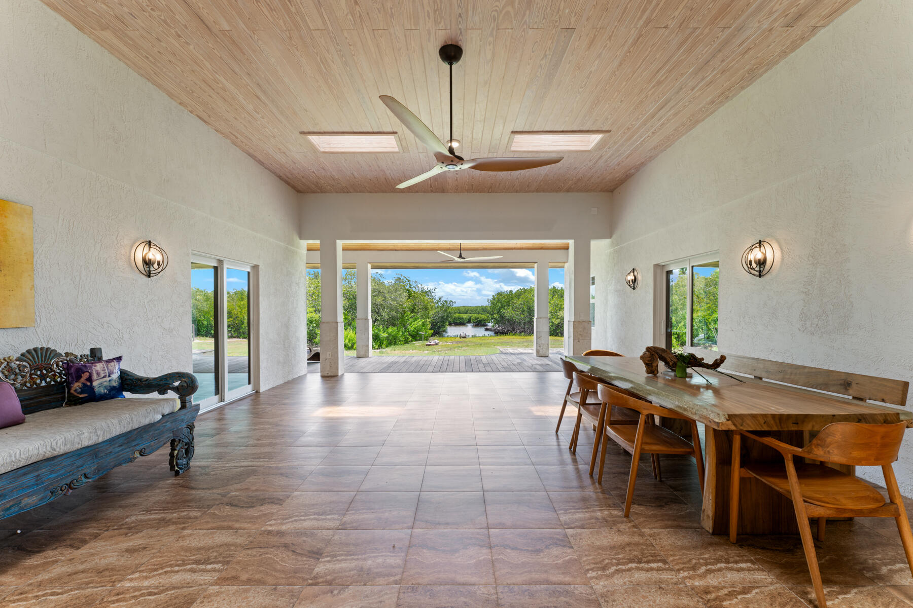 120 S Coco Plum Road