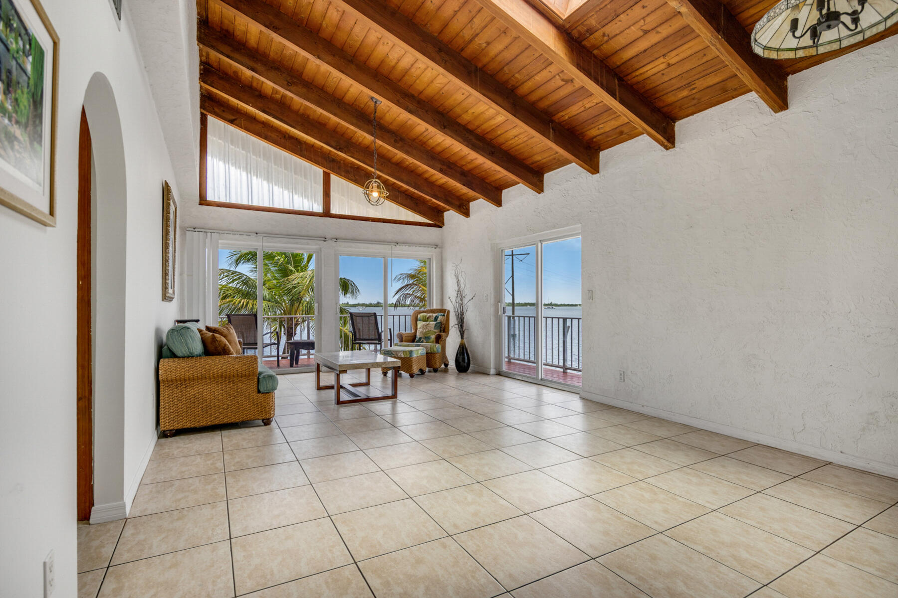 32 Hilton Haven Road APT 5