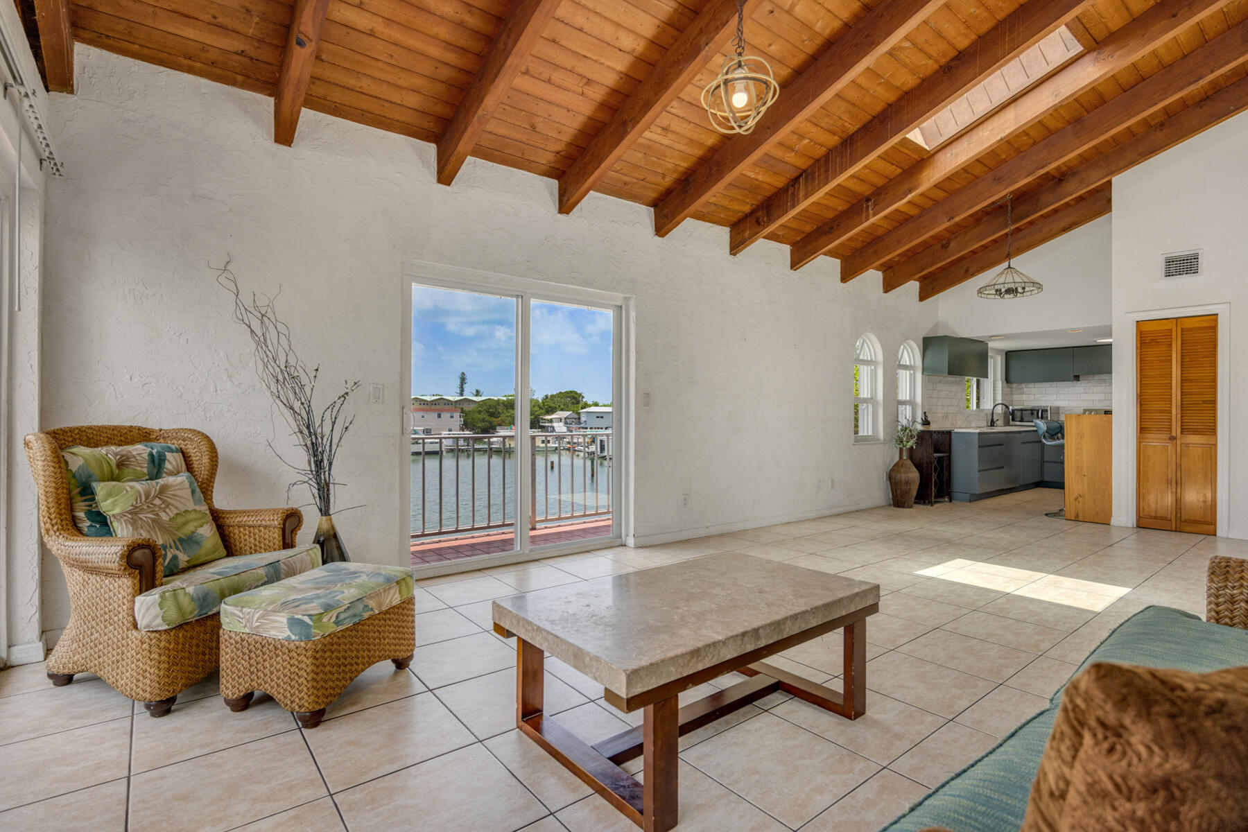 32 Hilton Haven Road APT 5