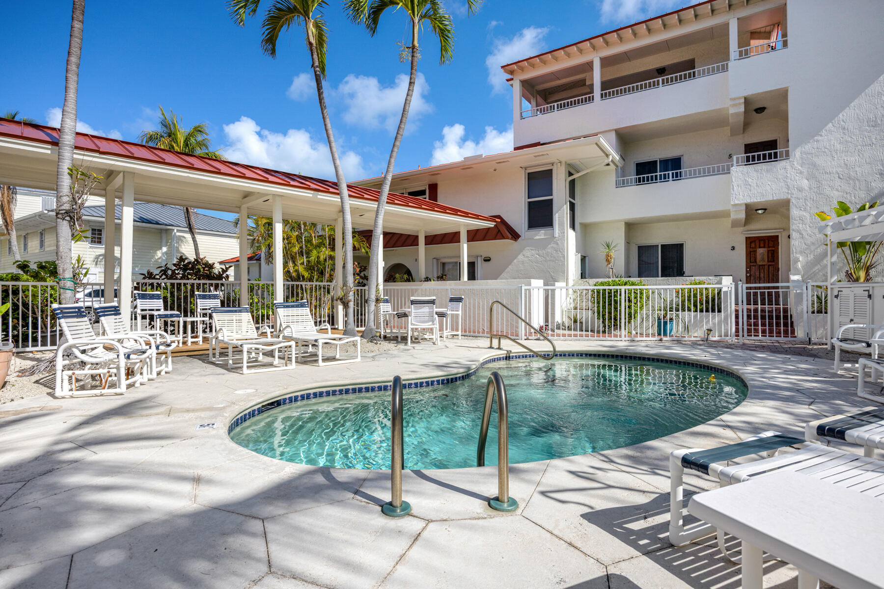 32 Hilton Haven Road APT 5