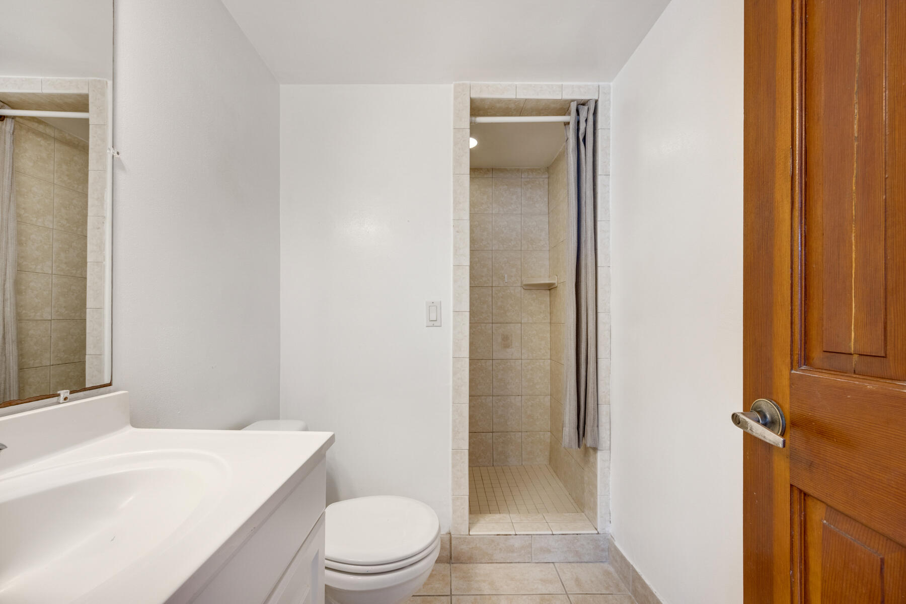 32 Hilton Haven Road APT 5