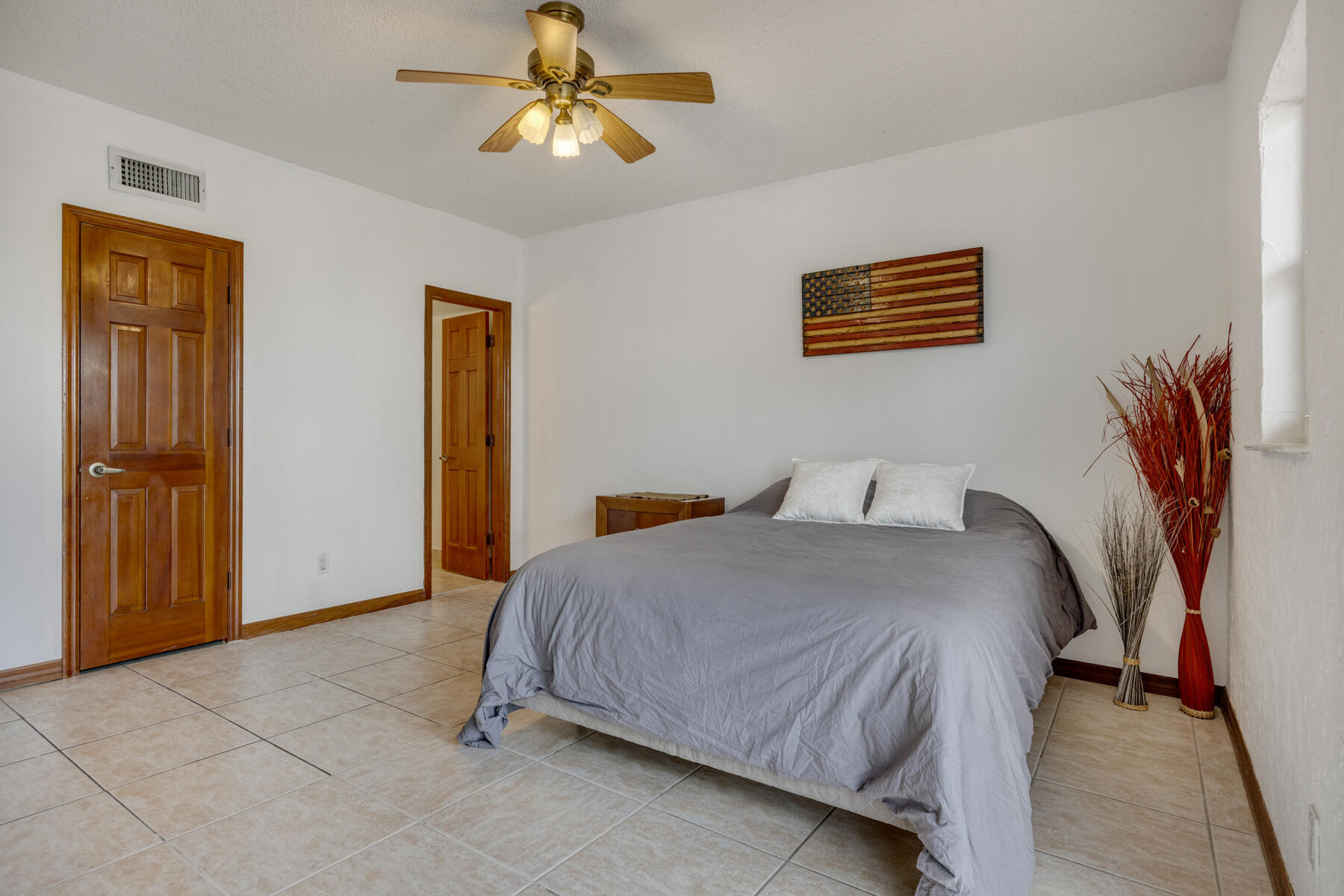 32 Hilton Haven Road APT 5
