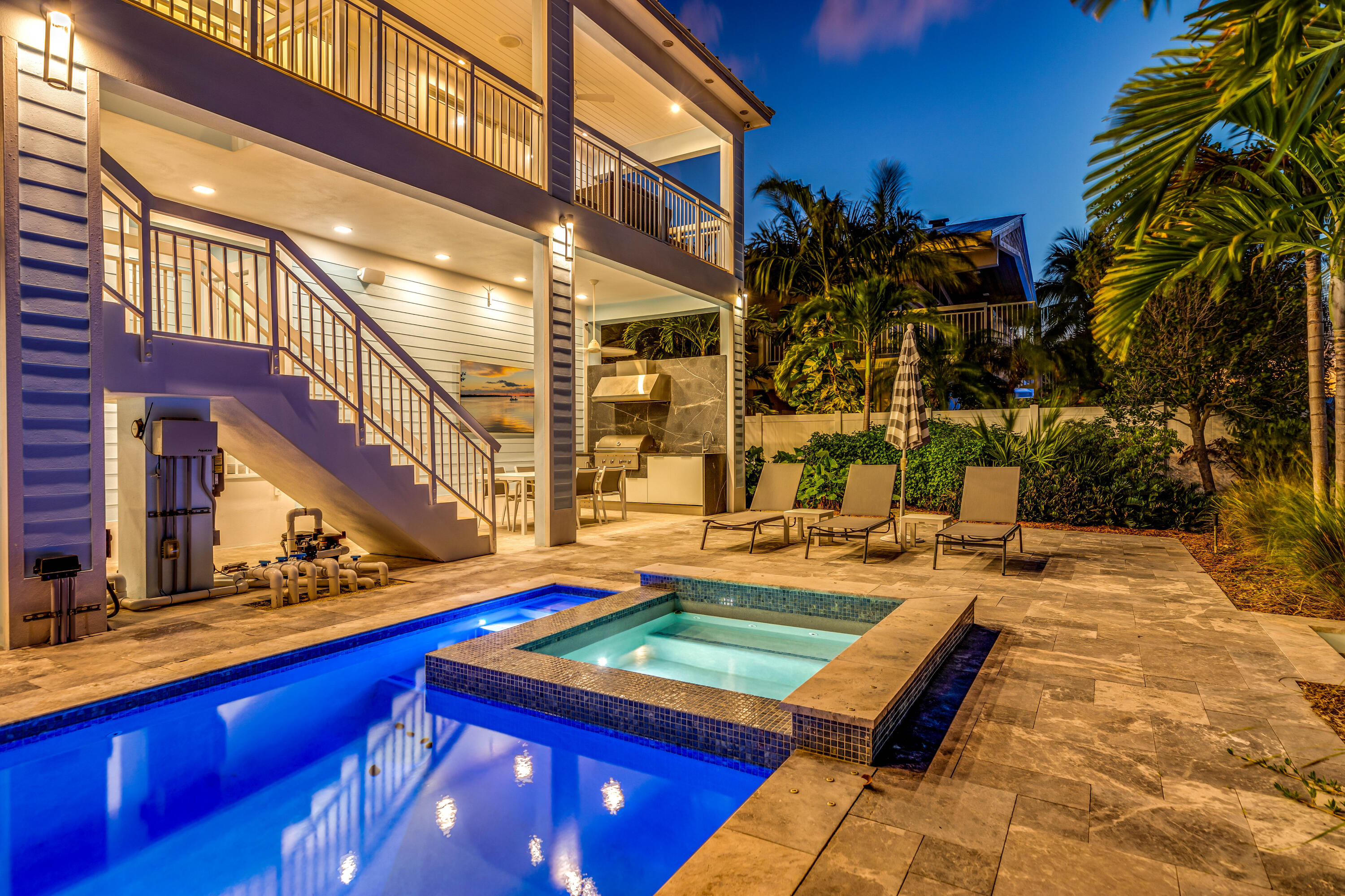 121 Lake Road