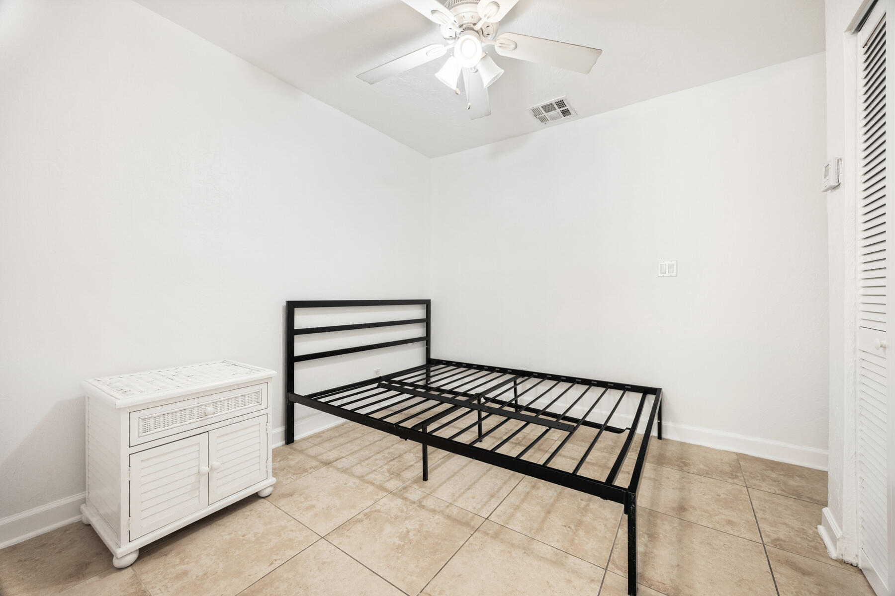 1332 Seminary Street 103