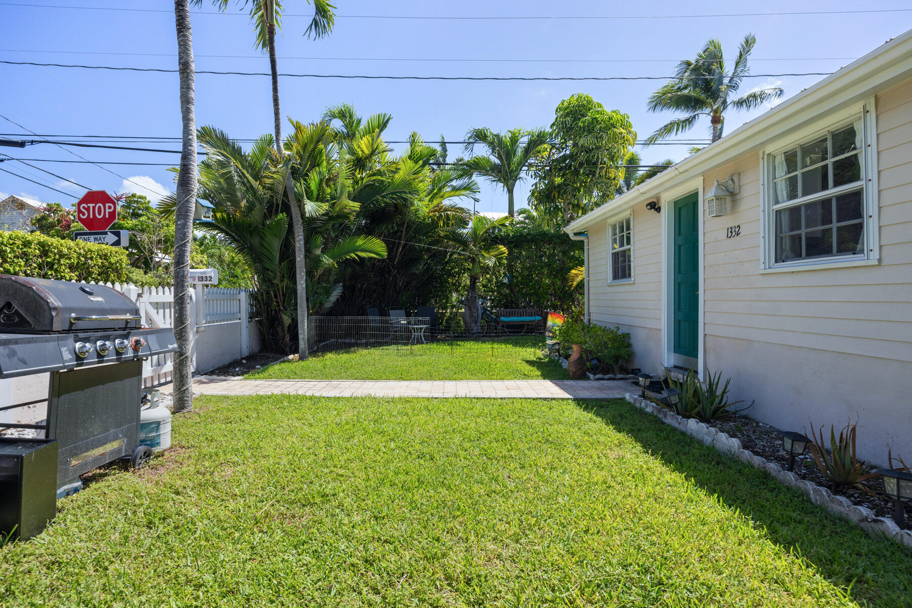 1332 Seminary Street 103