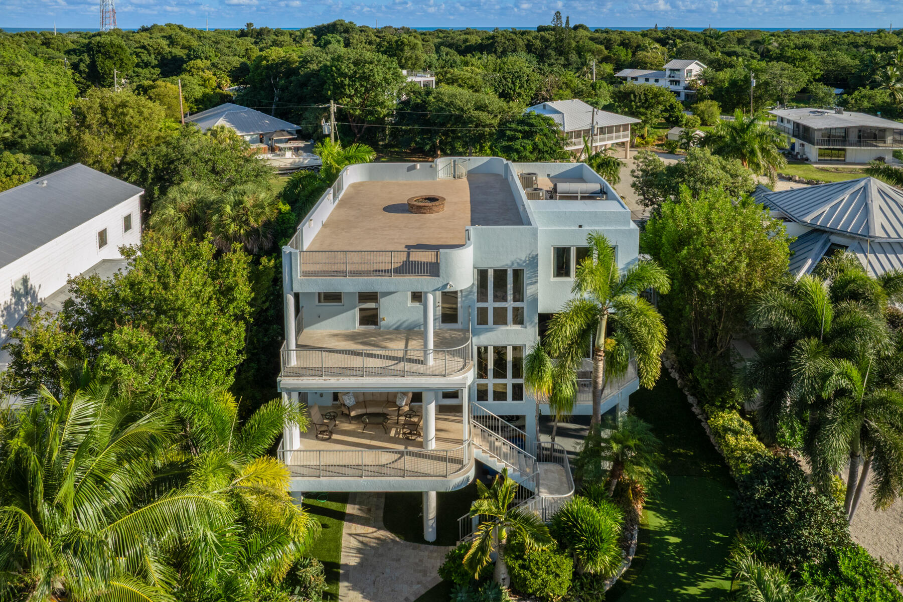 144 N Rolling Hill Road