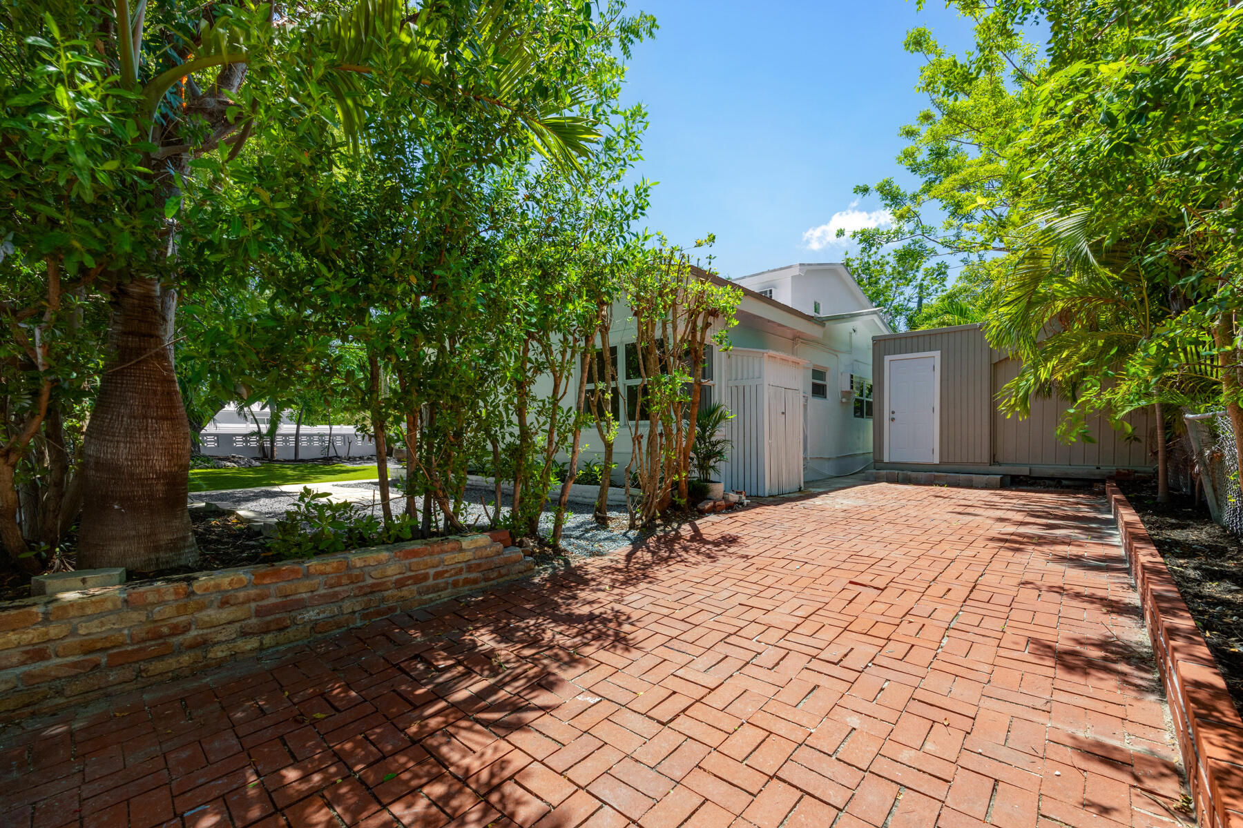 1724 Rose Street