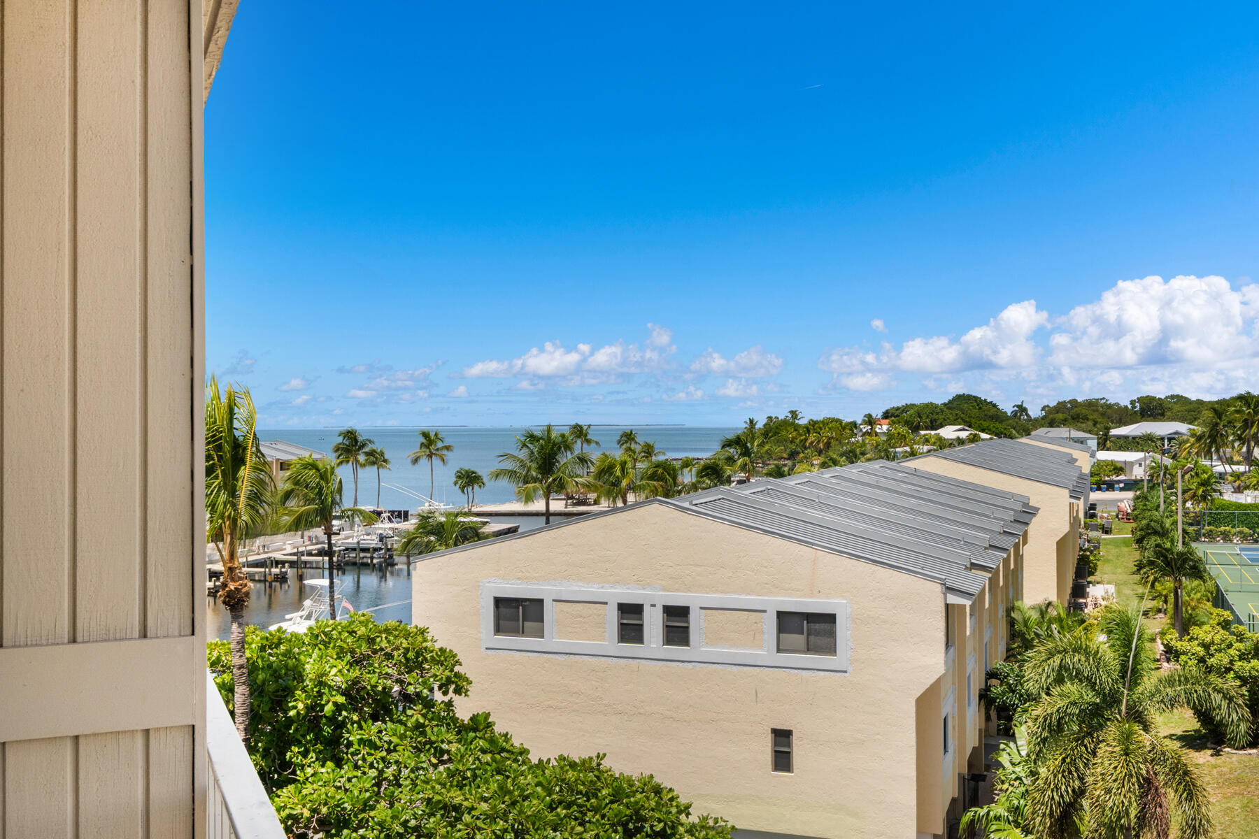 88500 Overseas Highway 407