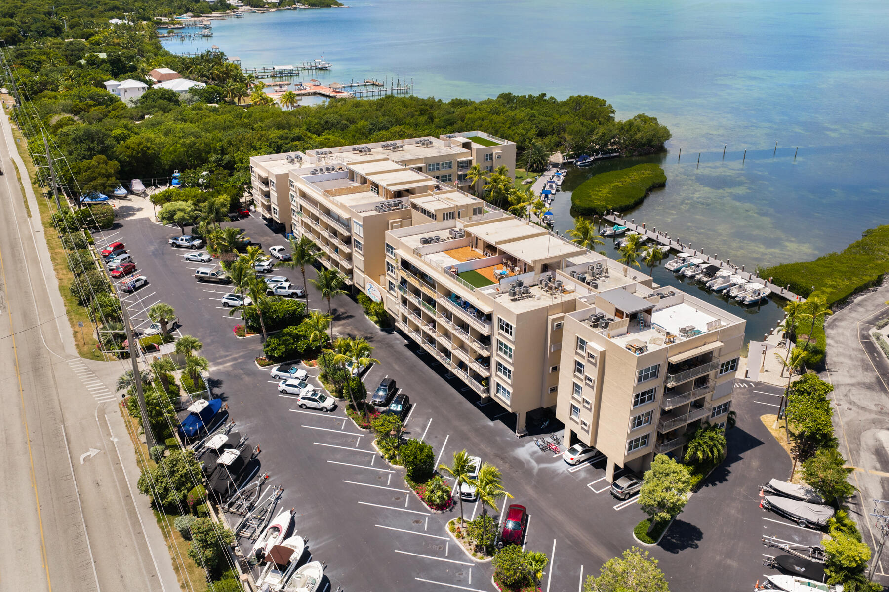88500 Overseas Highway 407