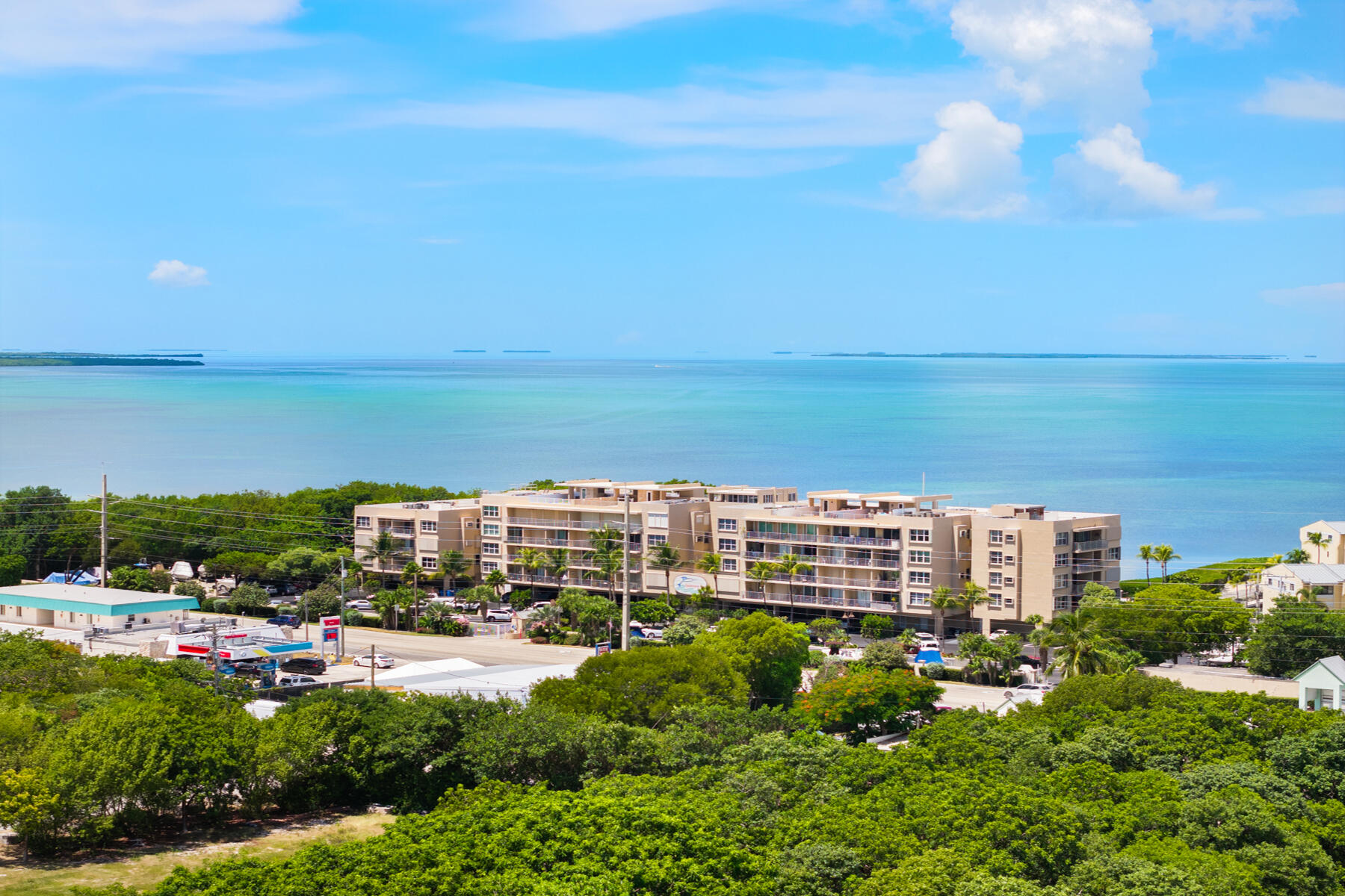 88500 Overseas Highway 407