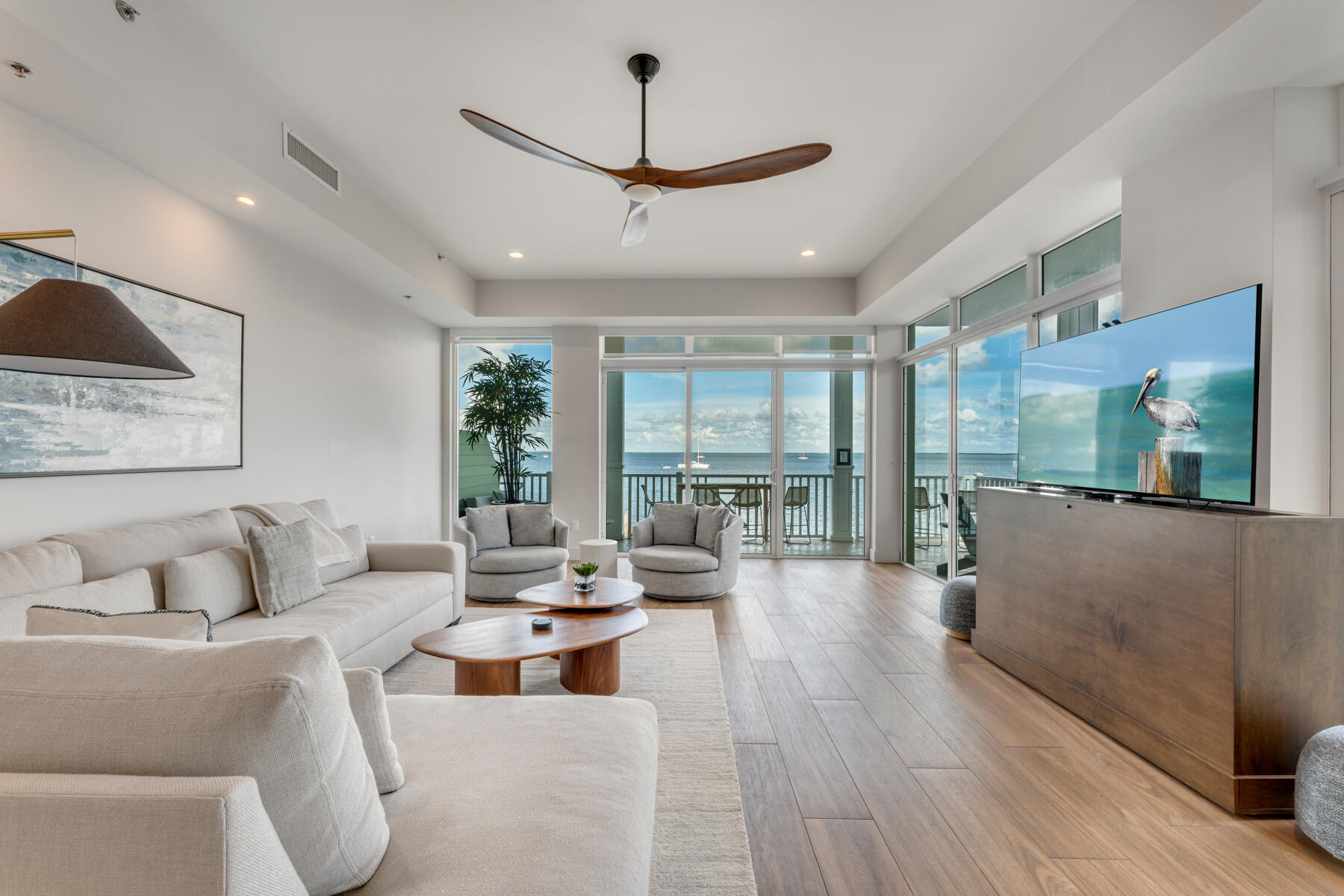 104000 Overseas Highway 3 - 3