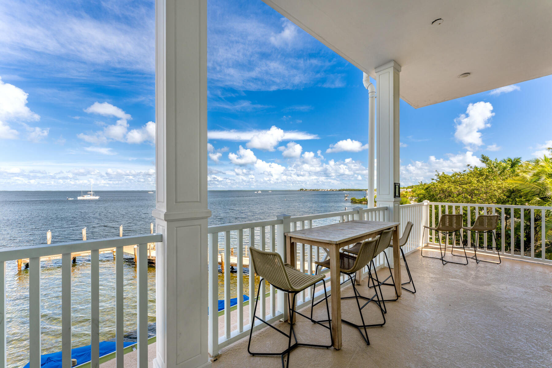 104000 Overseas Highway 3 - 3