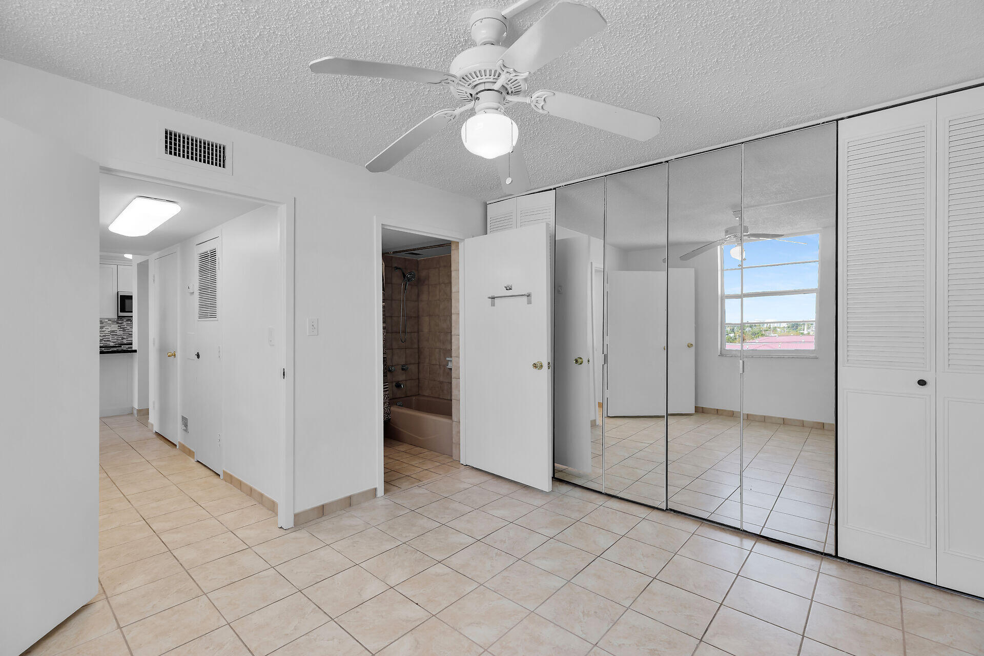 3312 Northside Drive APT 707