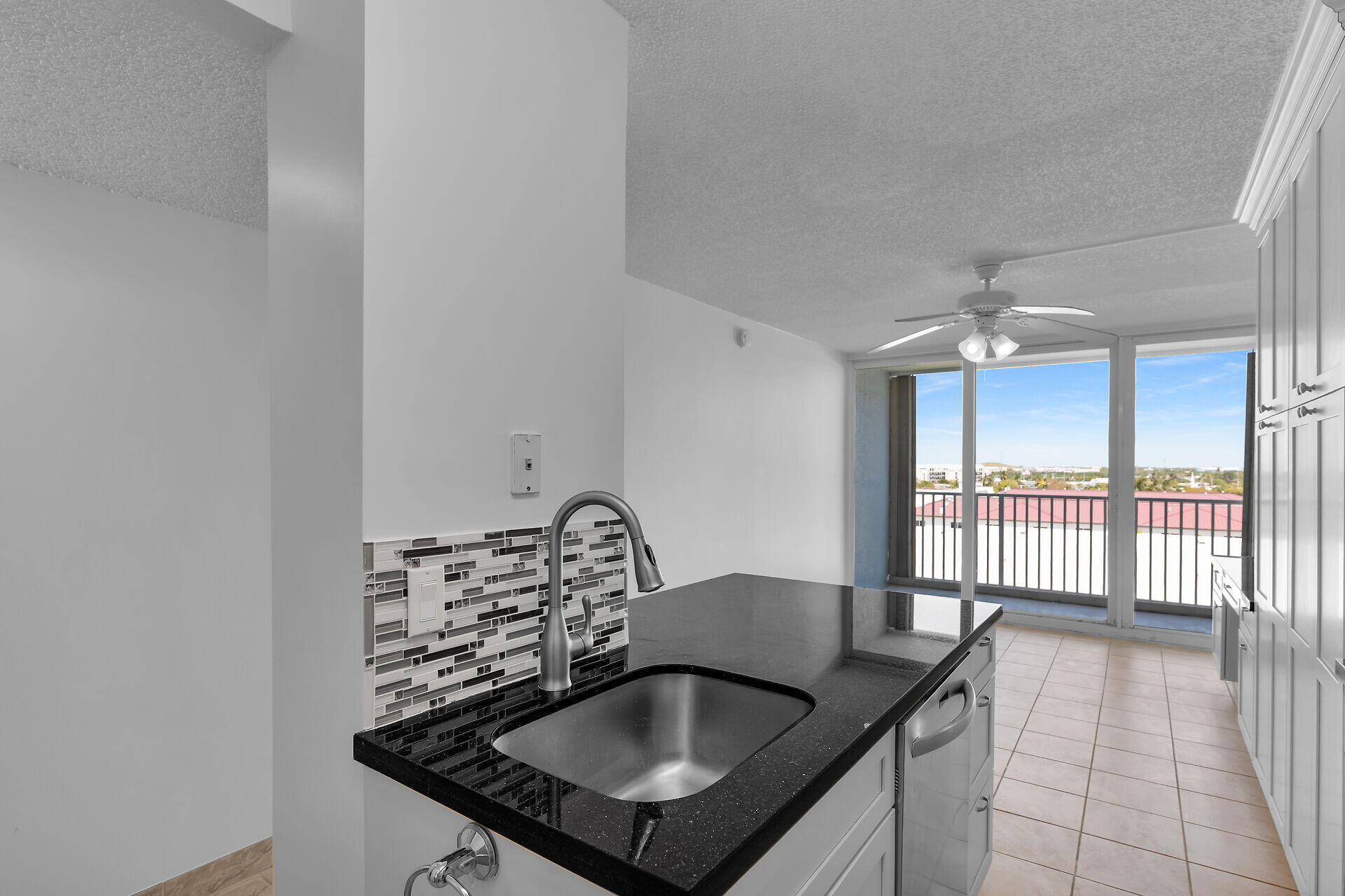 3312 Northside Drive APT 707
