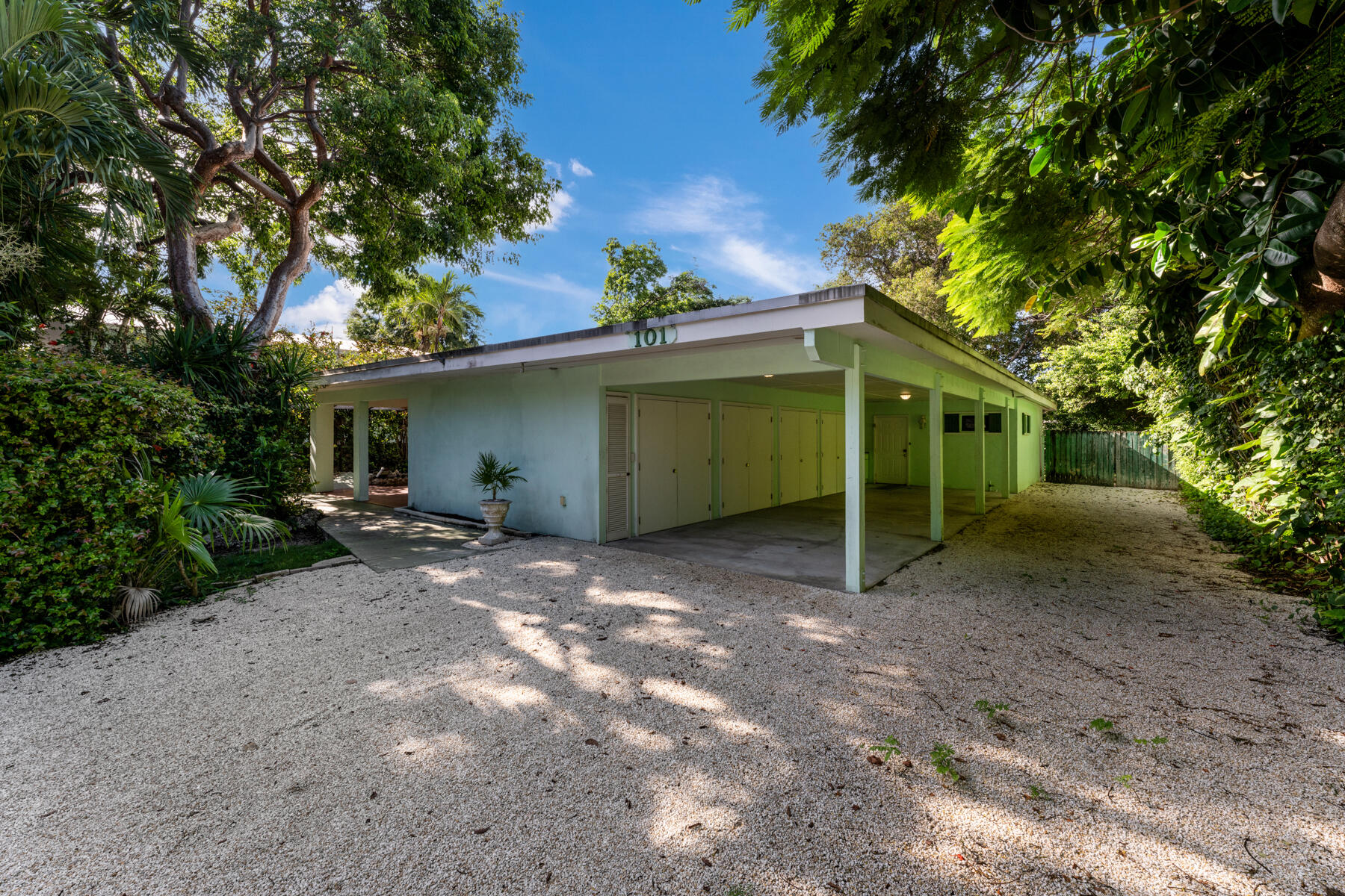 101 Orange Lane