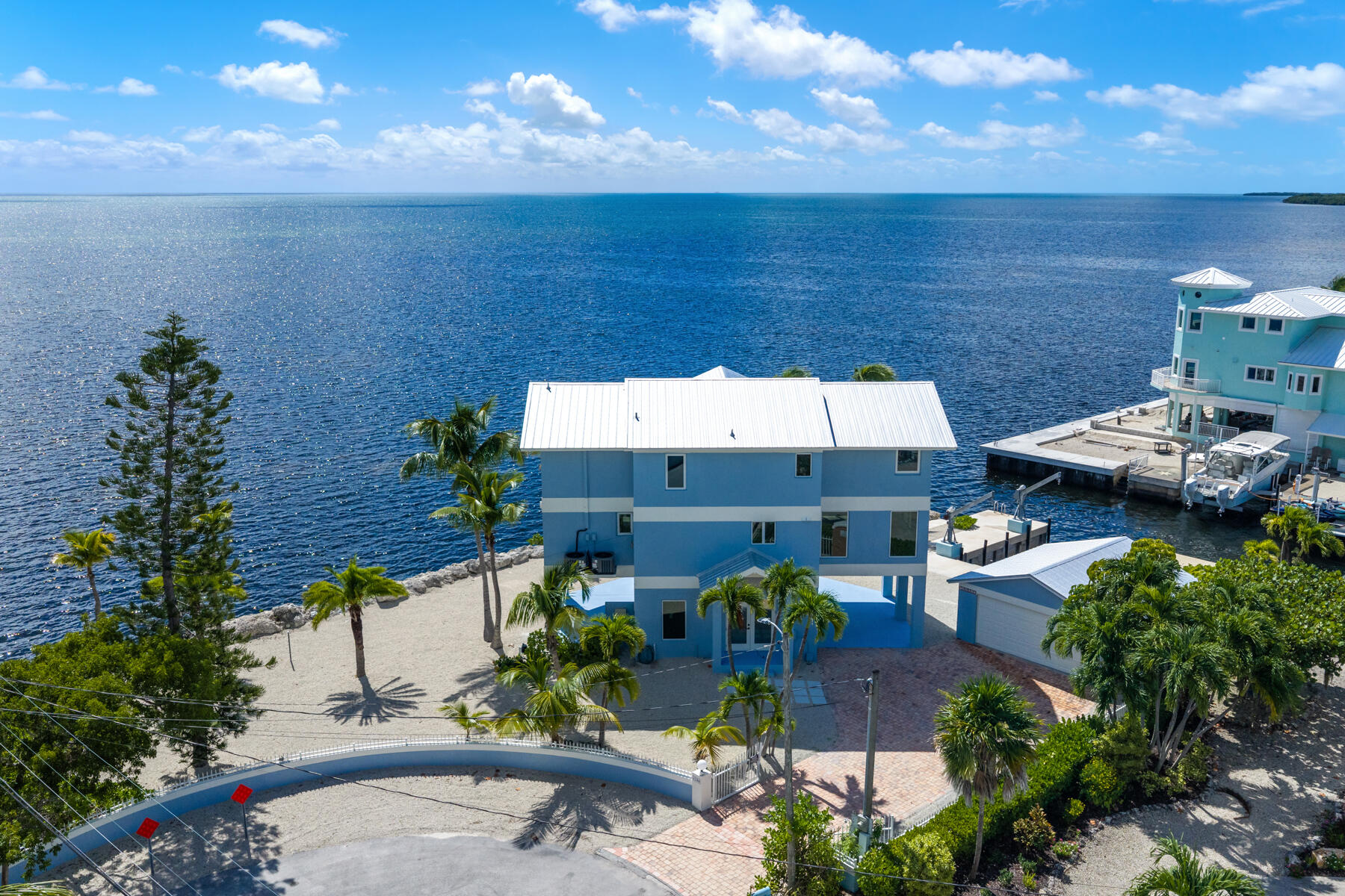 1200 Mockingbird Road