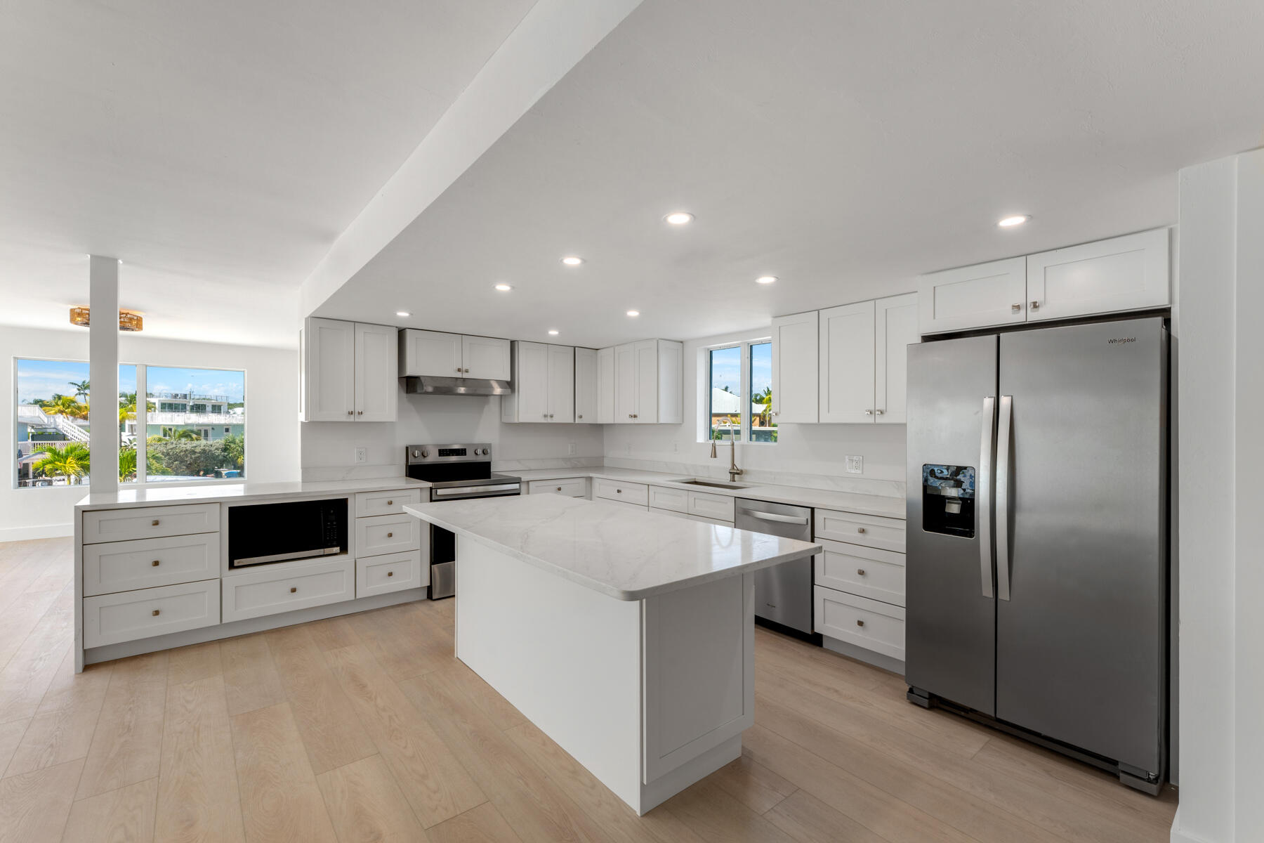 1200 Mockingbird Road