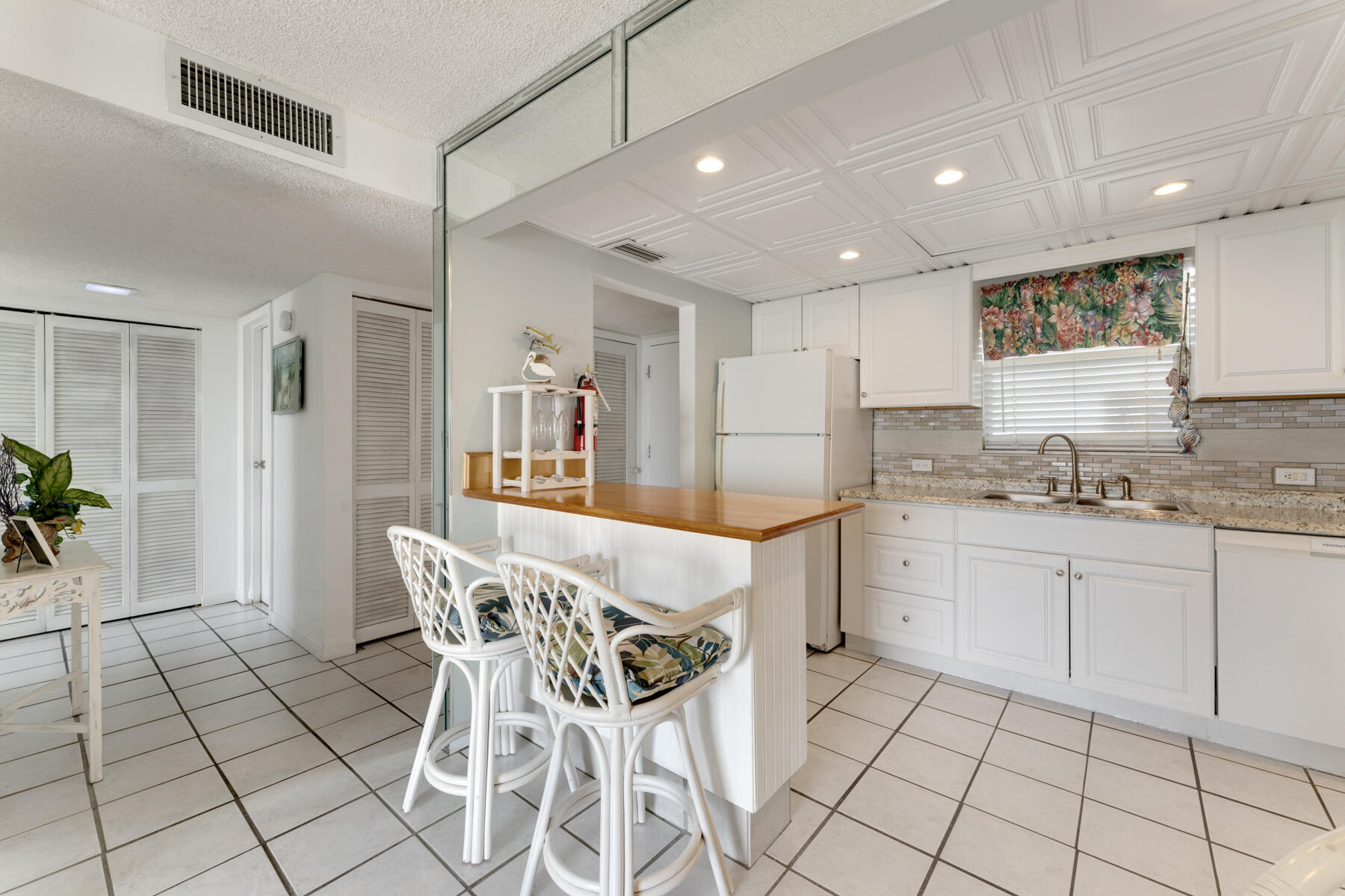 200 Wrenn Street APT 601