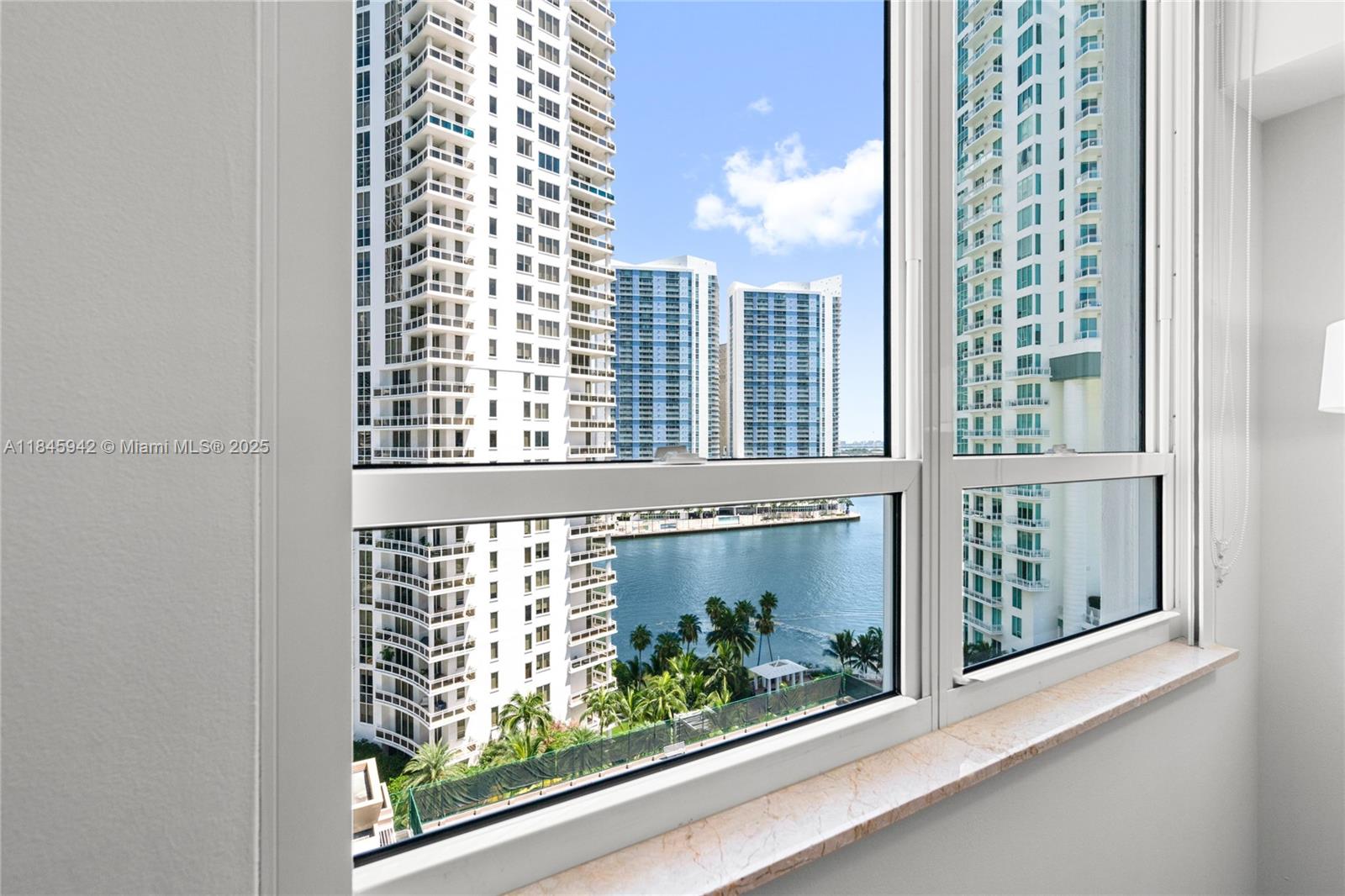 801 Brickell Key Blvd # 1512