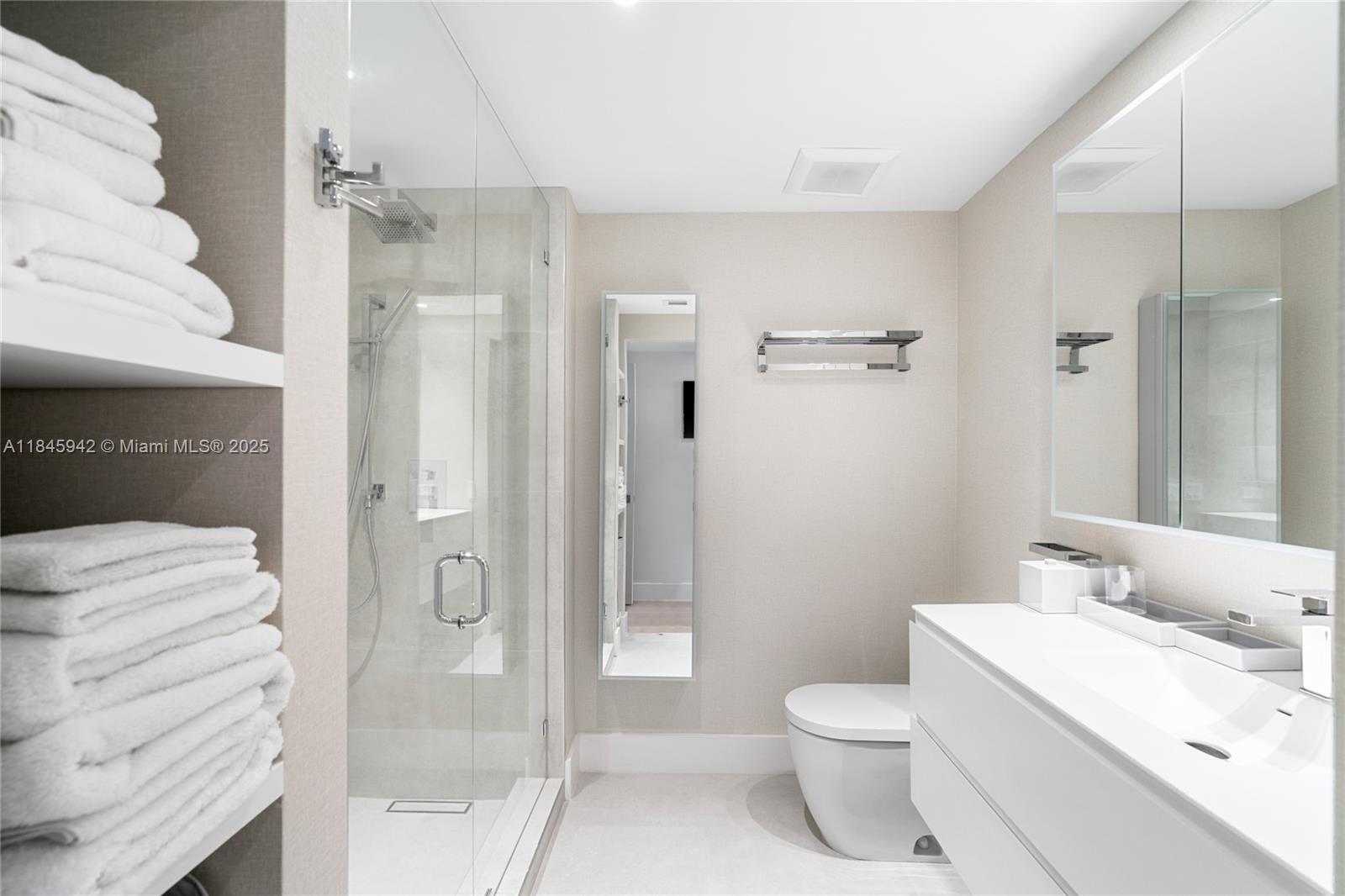 801 Brickell Key Blvd # 1512