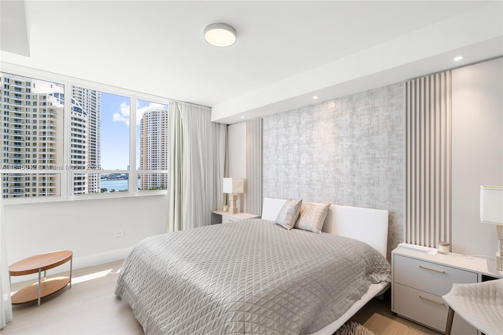 801 Brickell Key Blvd # 1512