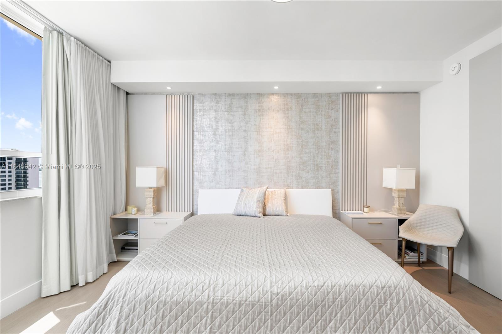 801 Brickell Key Blvd # 1512
