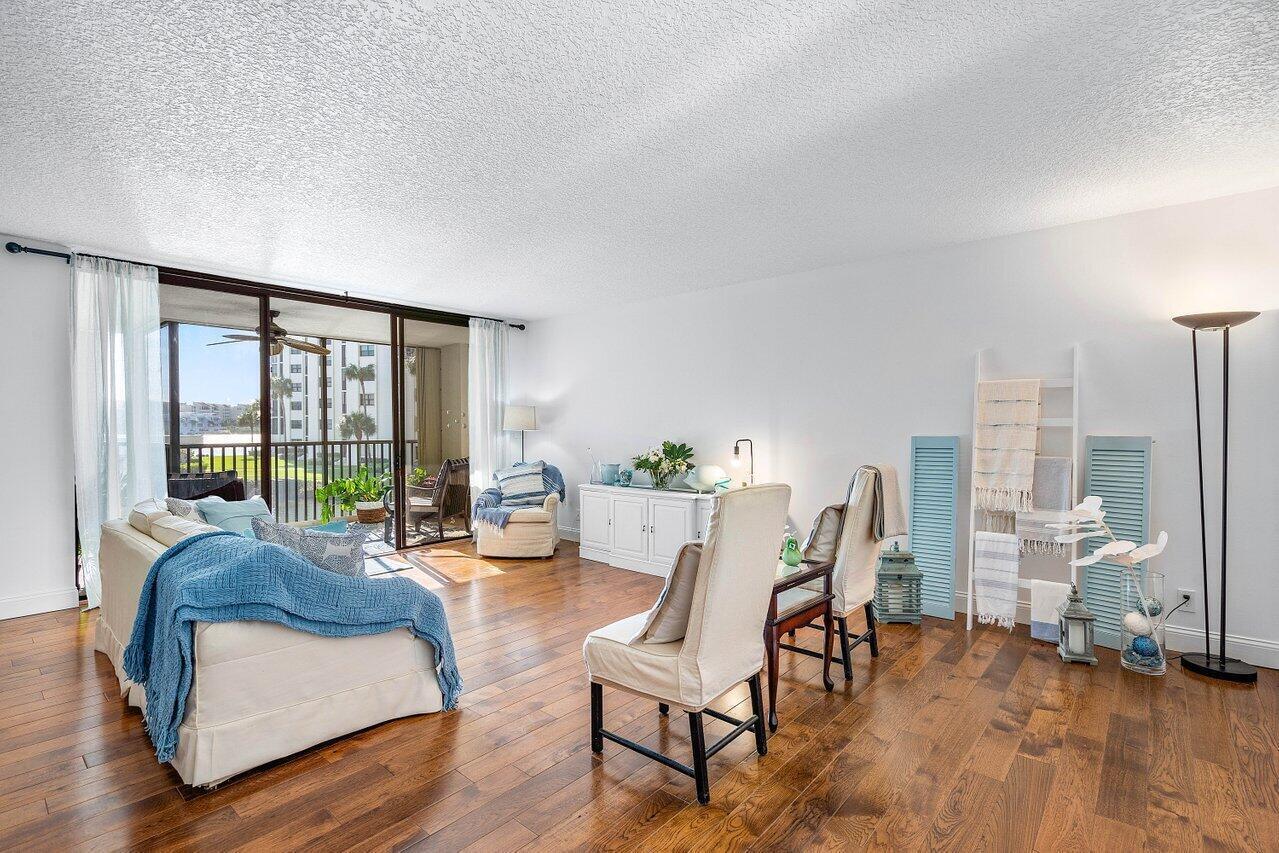 19800 Sandpointe Bay Drive 205