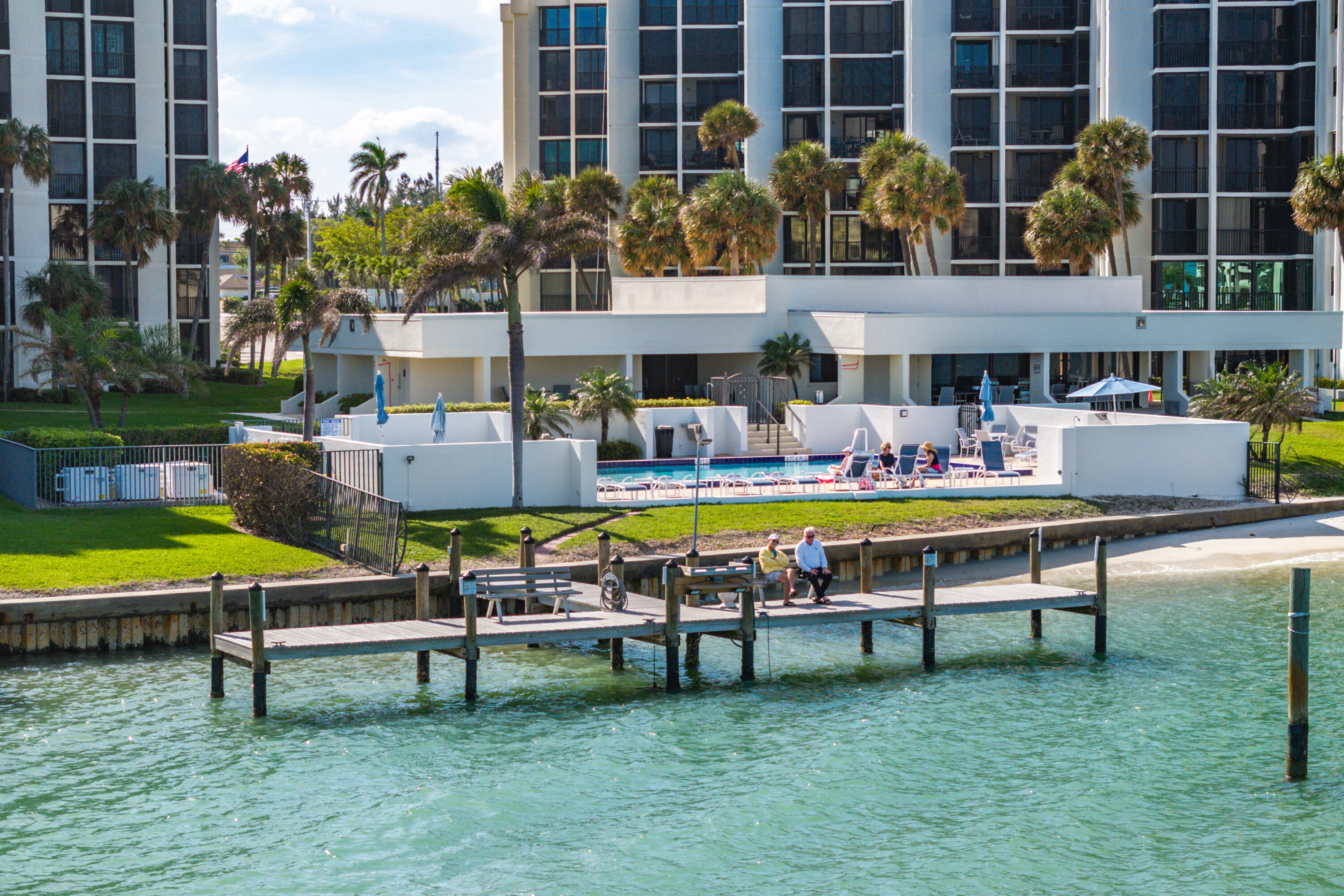 19800 Sandpointe Bay Drive 205