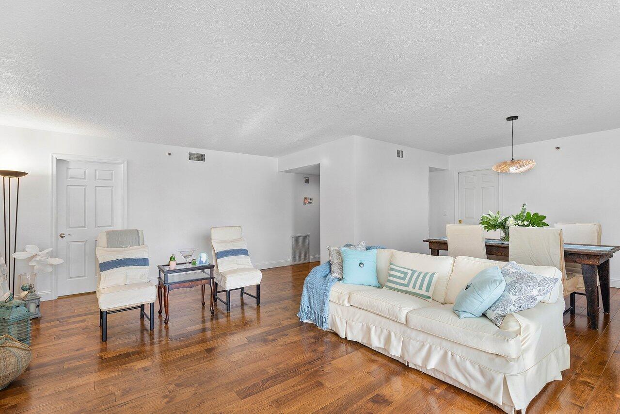 19800 Sandpointe Bay Drive 205