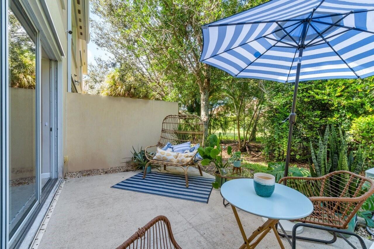 1033 Pinewood Lake Court