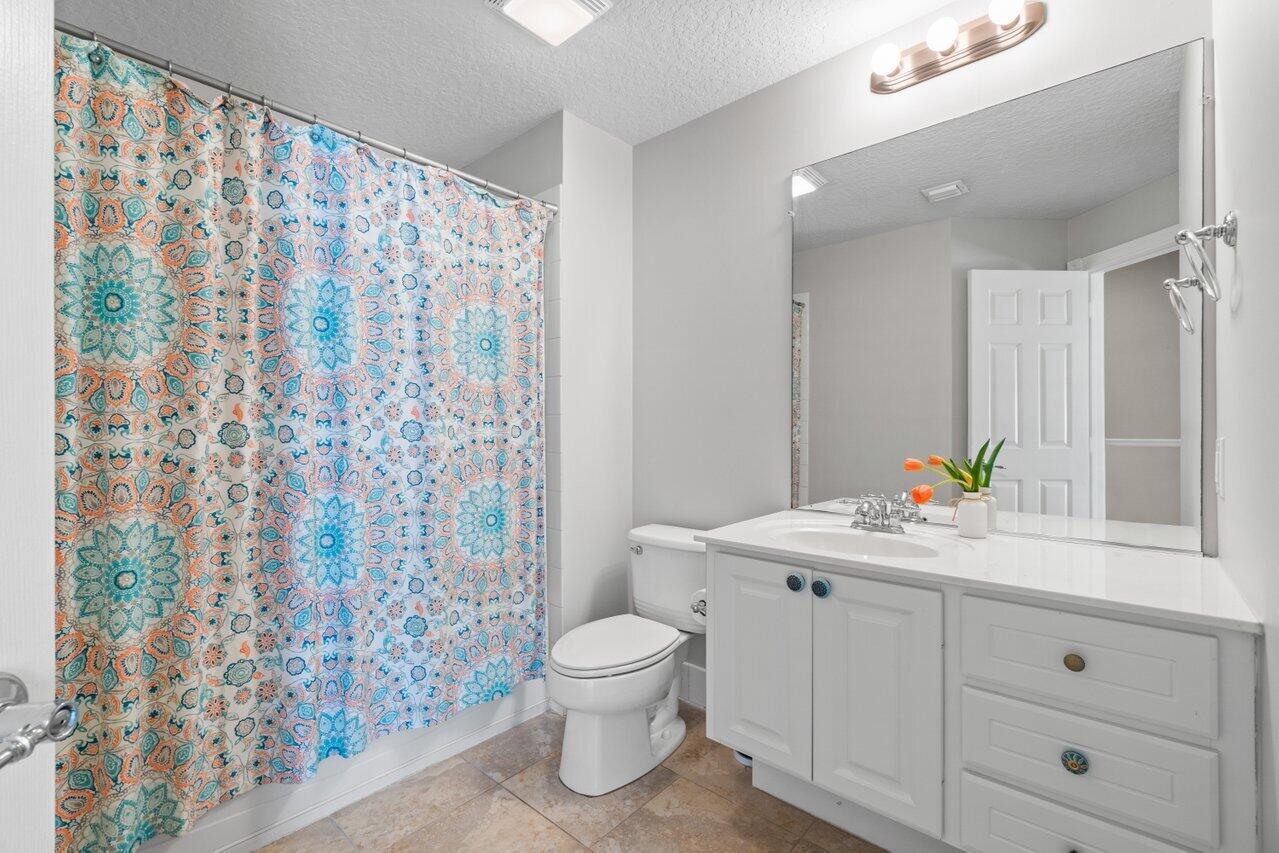 1033 Pinewood Lake Court