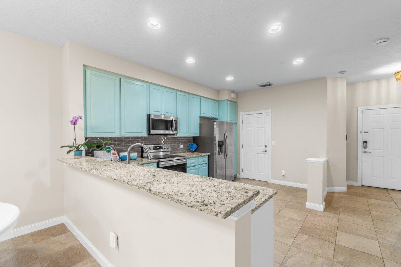 1033 Pinewood Lake Court