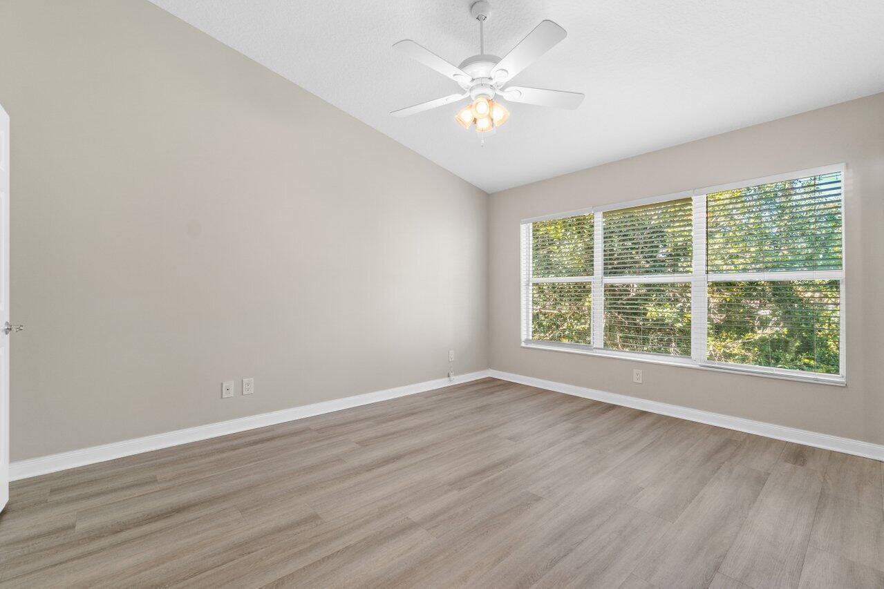 1033 Pinewood Lake Court