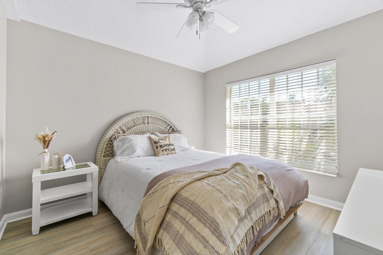 1033 Pinewood Lake Court