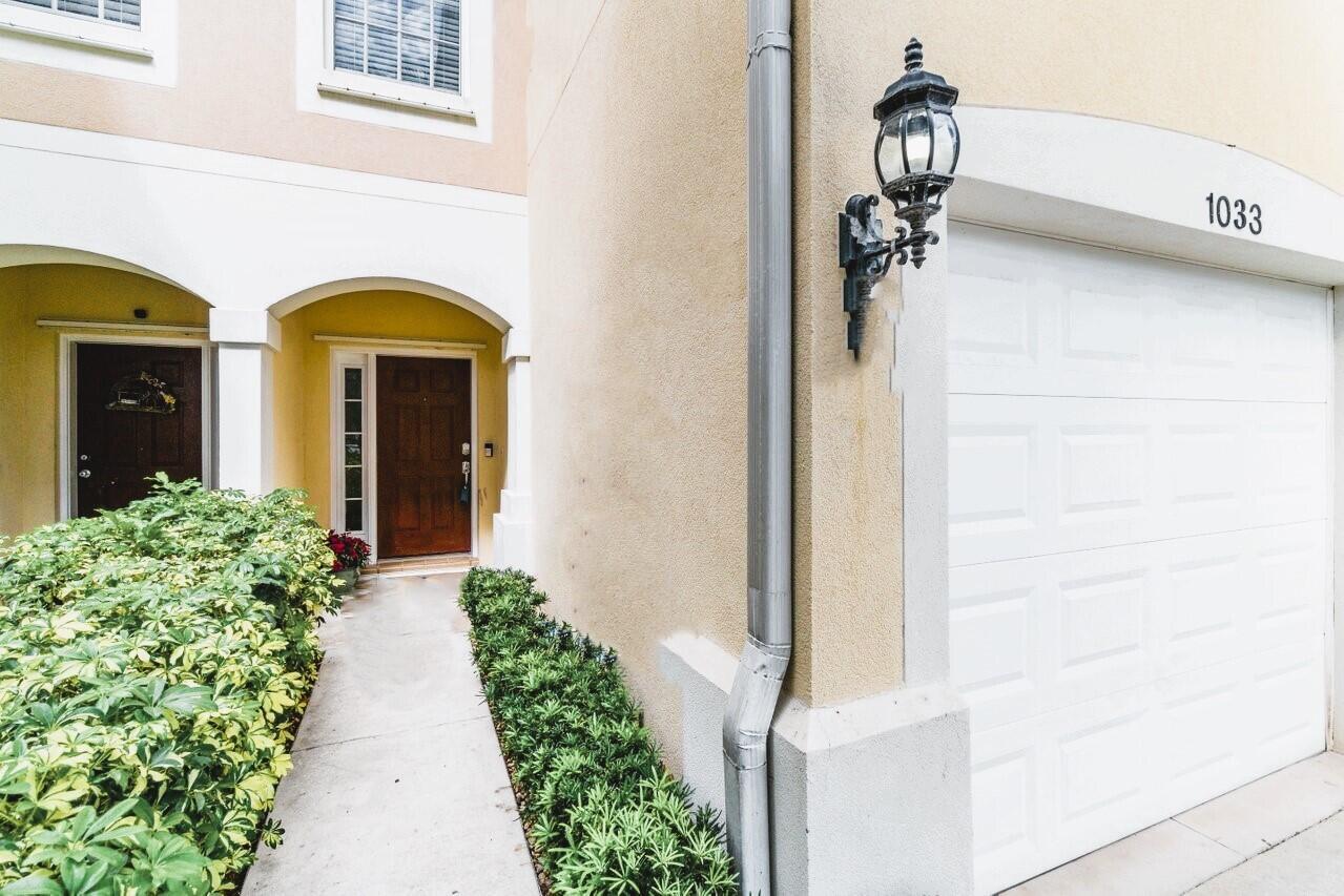 1033 Pinewood Lake Court