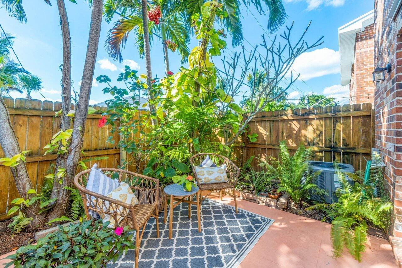 409 N Cypress Drive Unit: 6