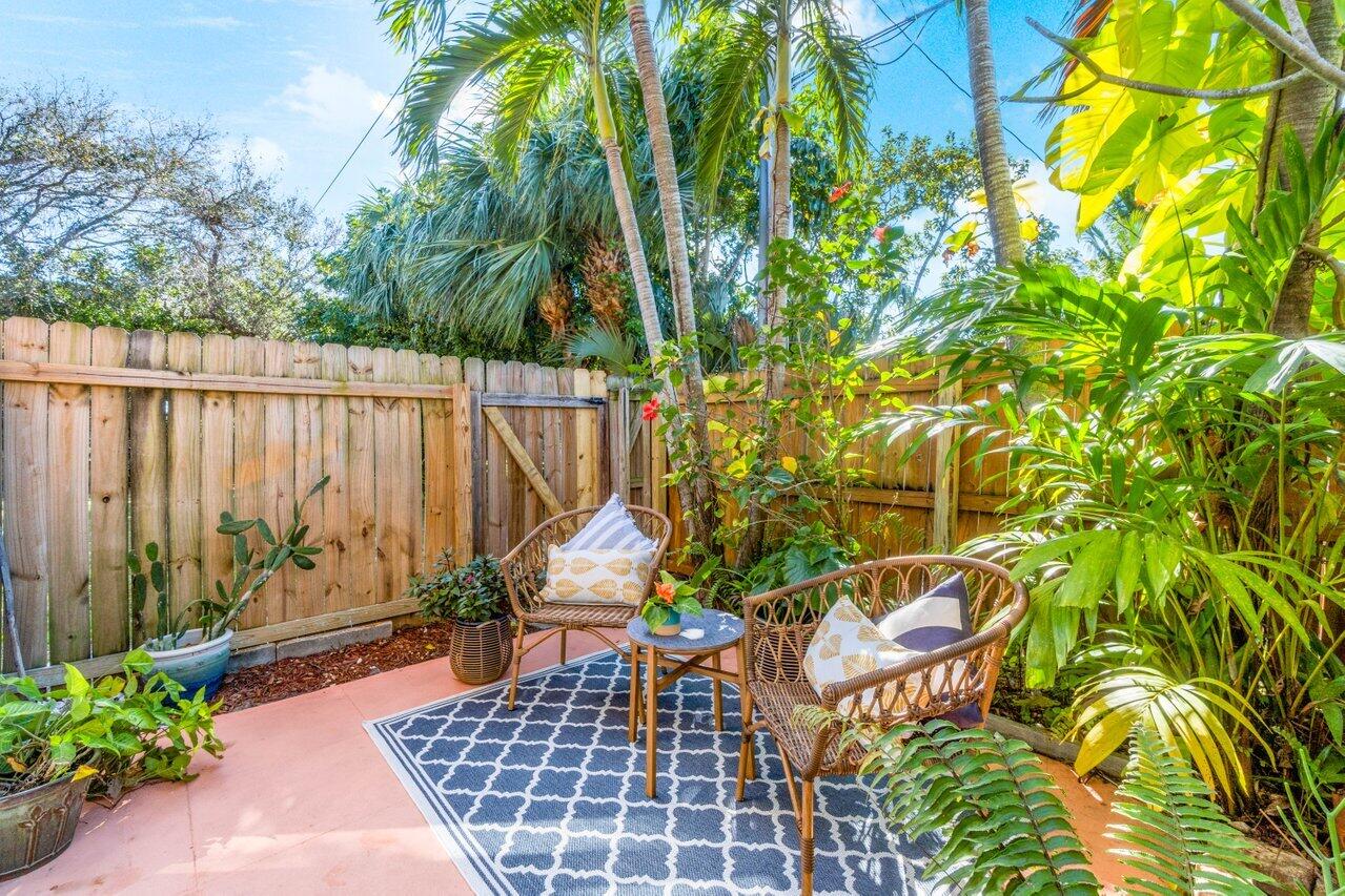 409 N Cypress Drive Unit: 6