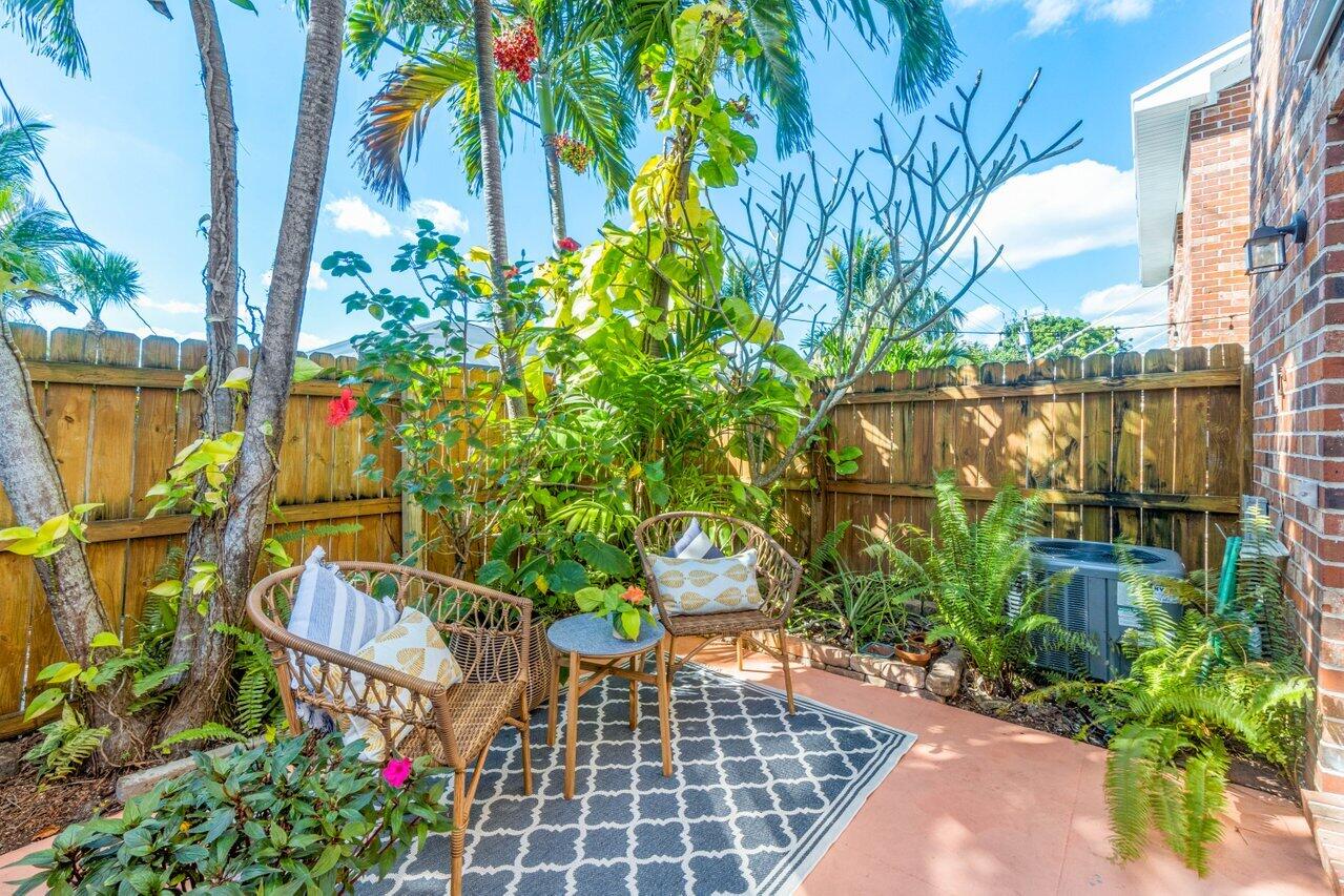 409 N Cypress Drive Unit: 6