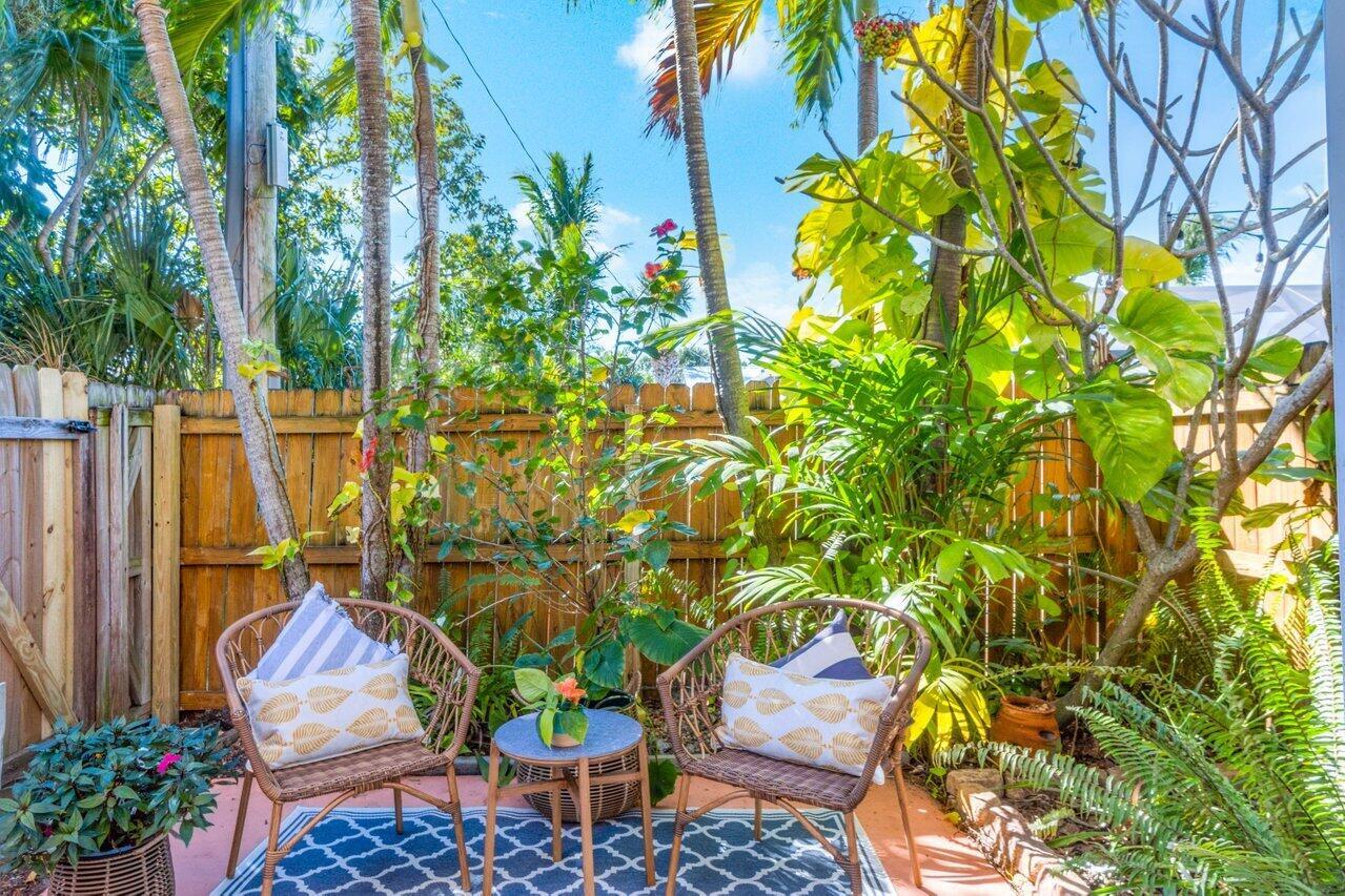 409 N Cypress Drive Unit: 6