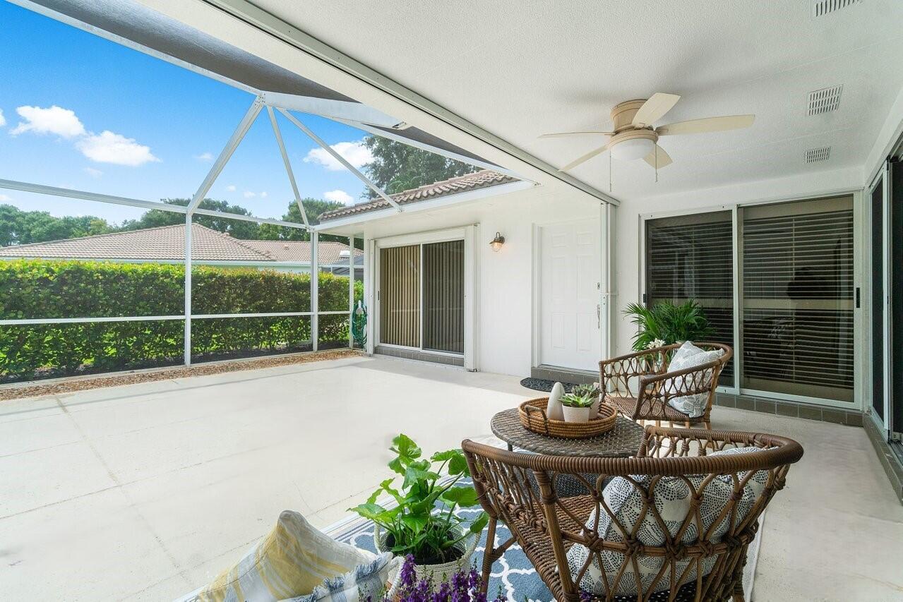 7402 Geminata Oak Court