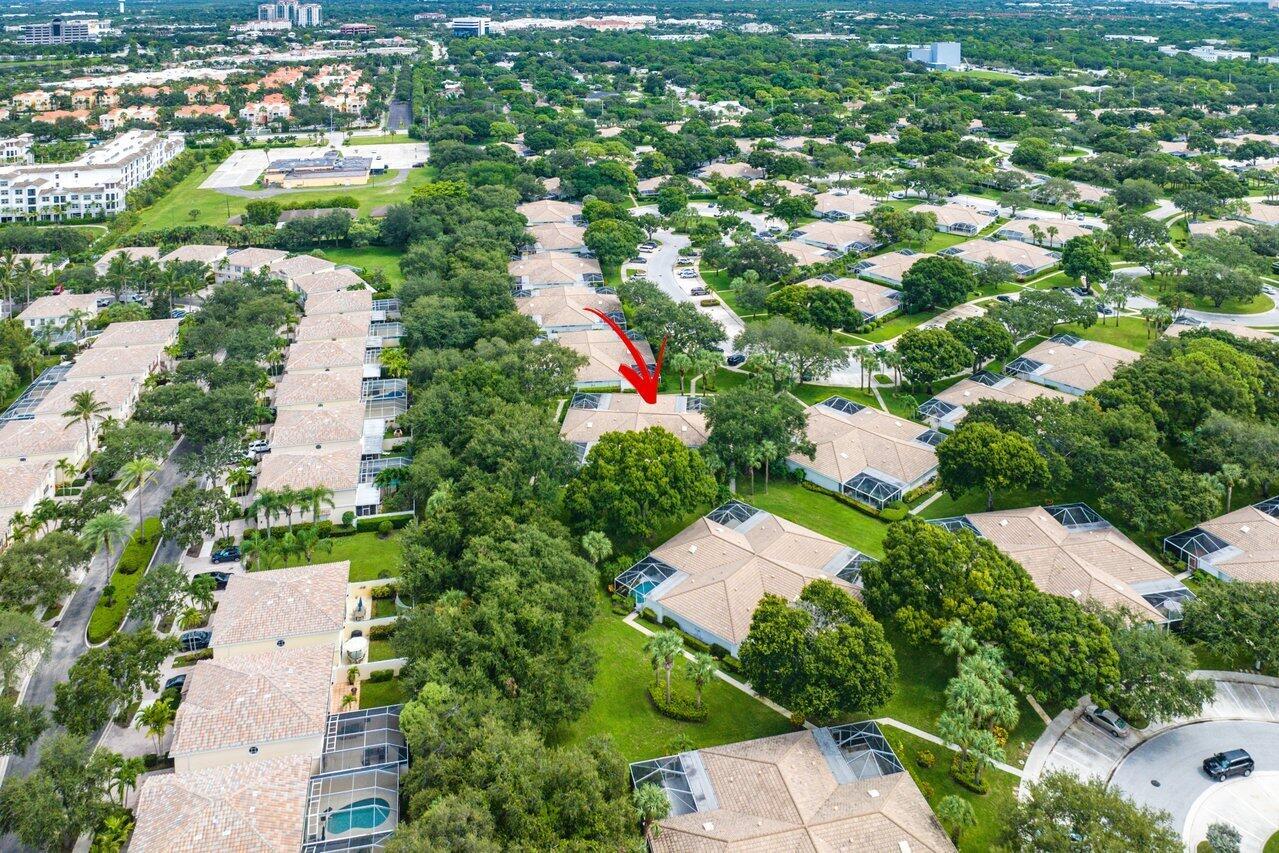 7402 Geminata Oak Court